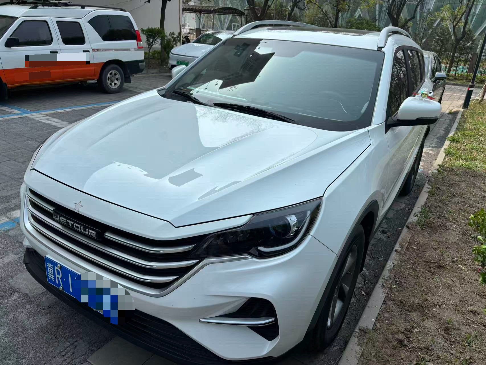 Jetour X70M 2020 Jetour X70M 2020 car image