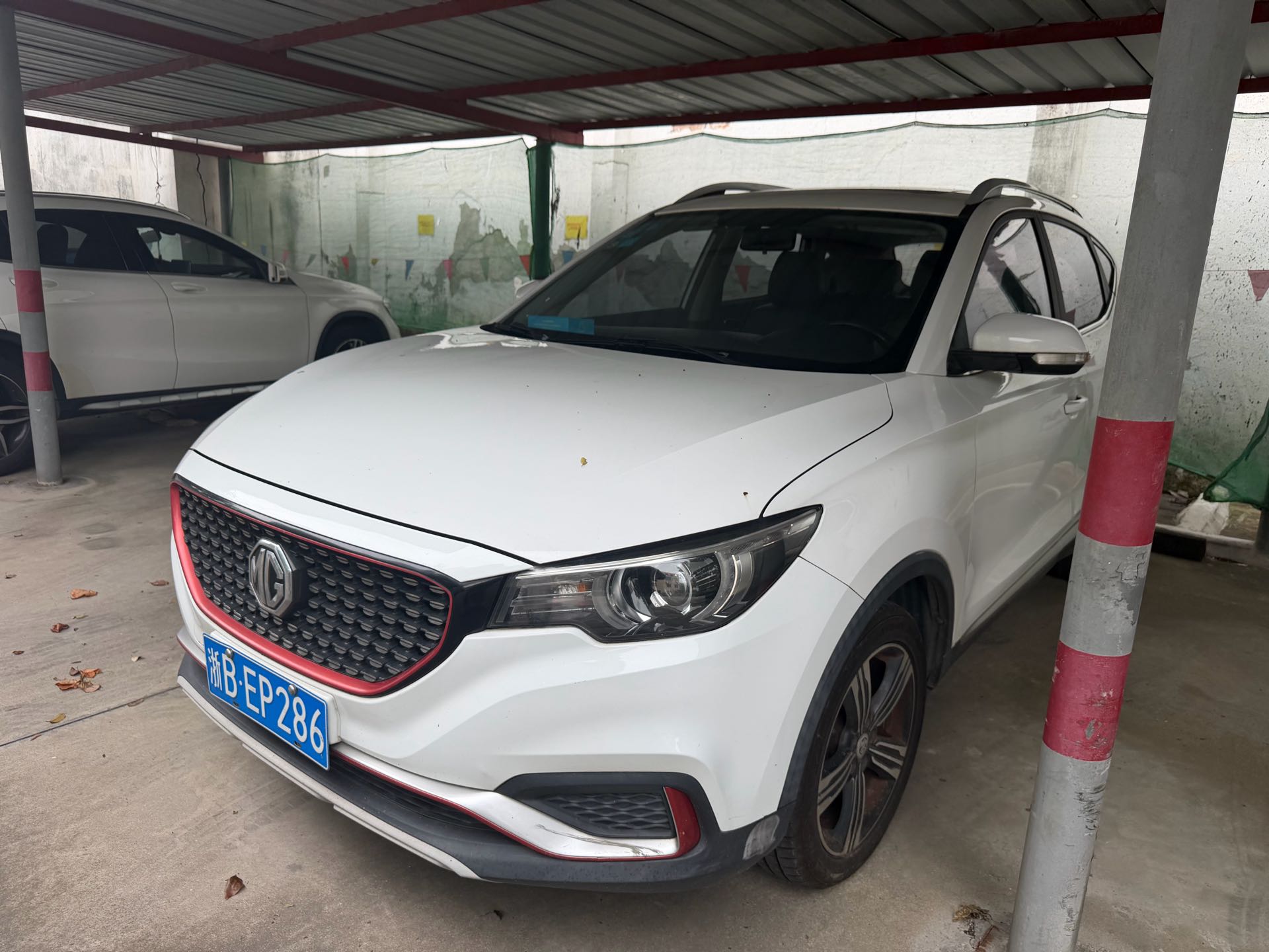 MG ZS 2017 MG ZS 2017 car image