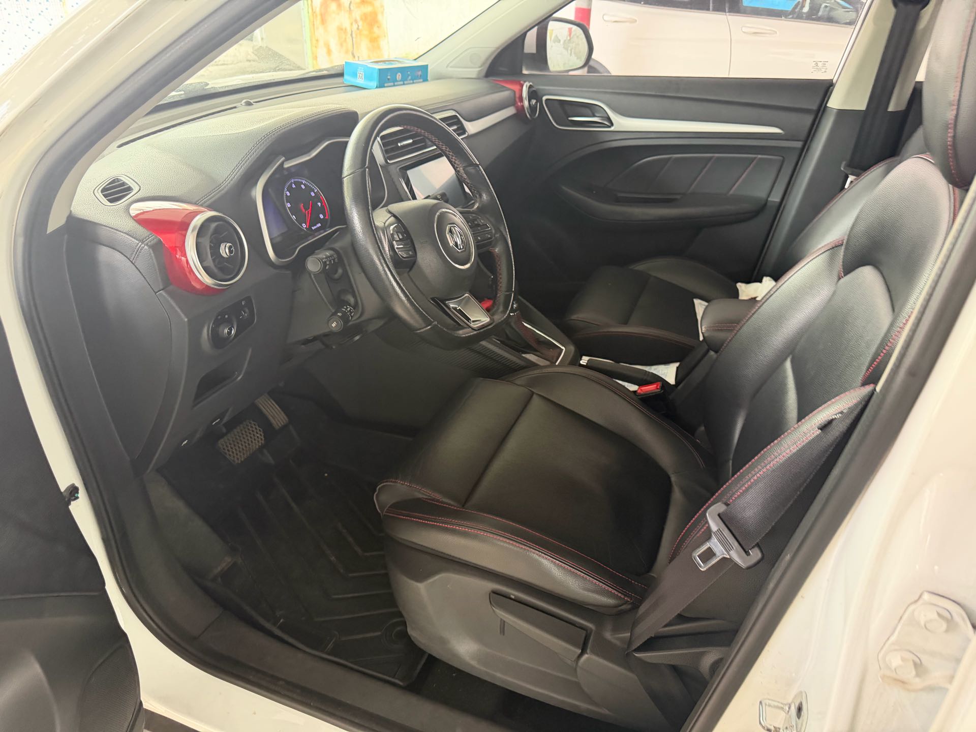 MG ZS 2017 #4 MG ZS 2017 car image #4