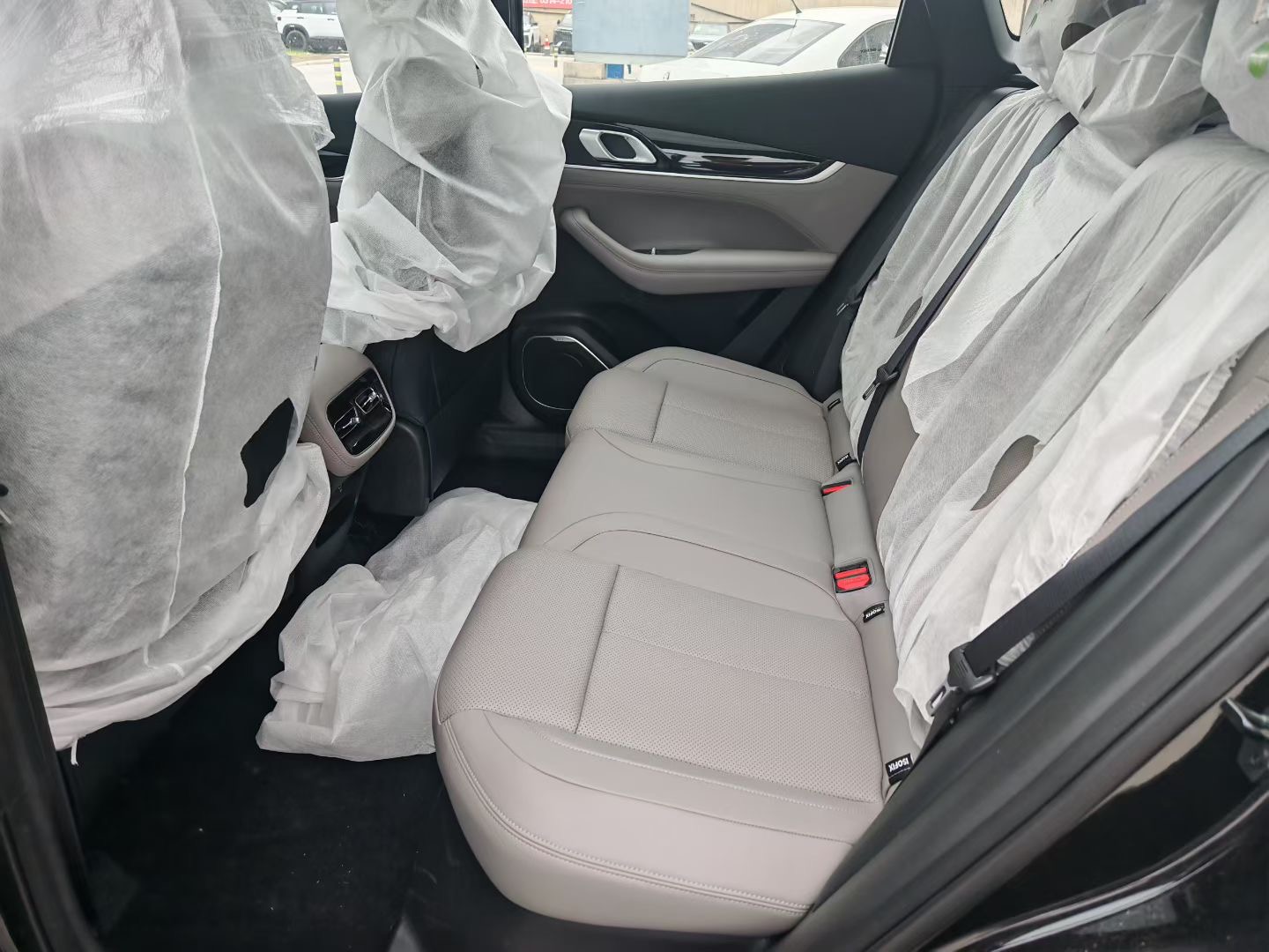 GEELY Boyue L 2026 #8 GEELY Boyue L 2026 صورة سيارة #8