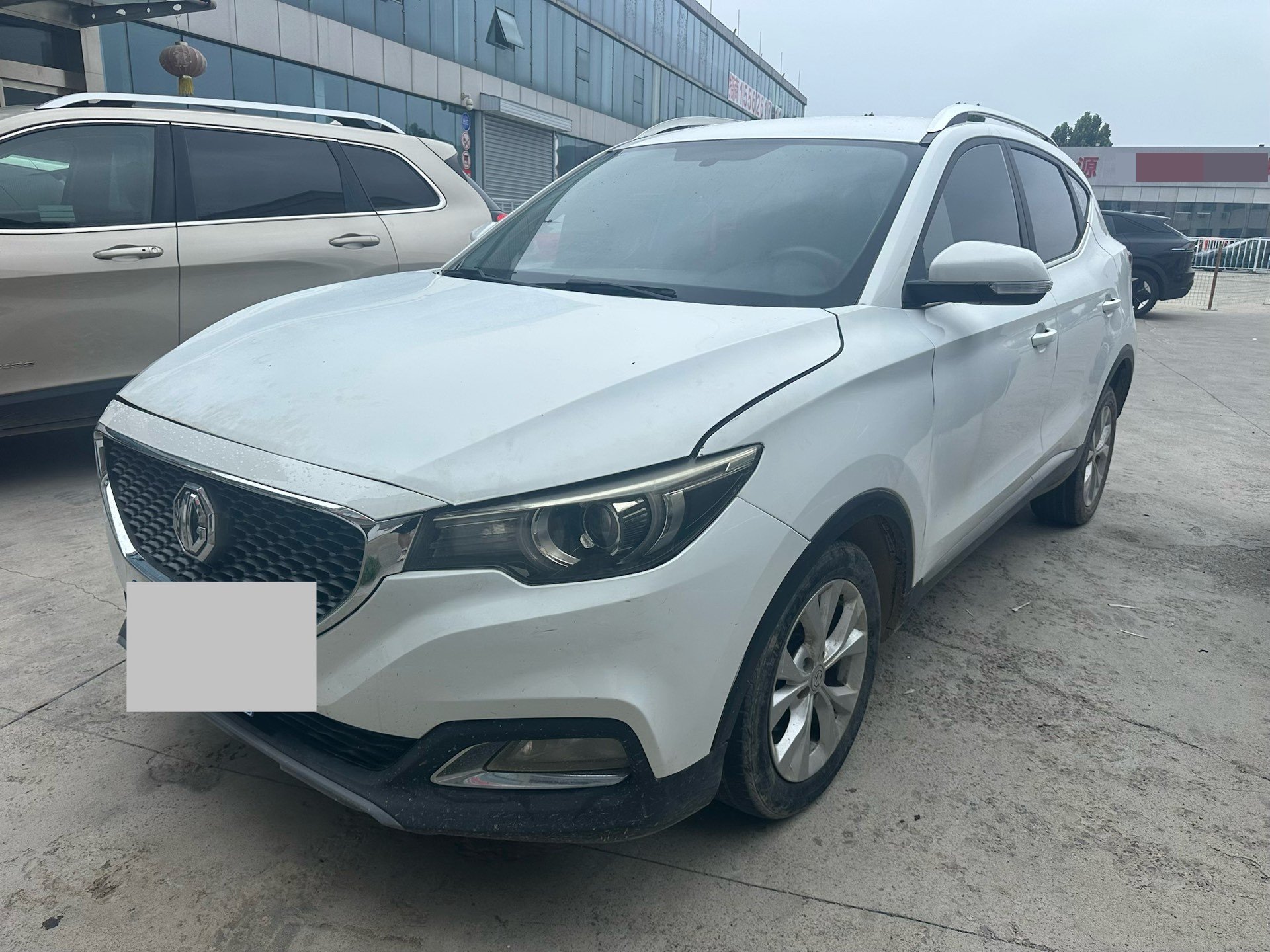 MG ZS 2017 MG ZS 2017 car image