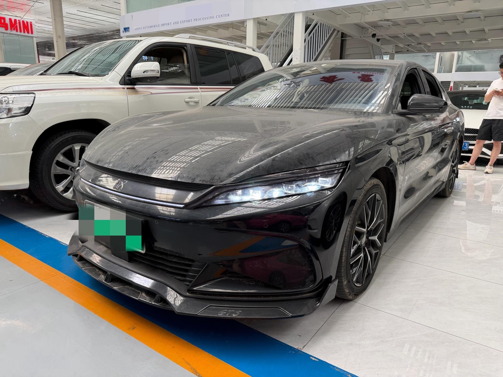 BYD Han 2023 BYD Han 2023 car image