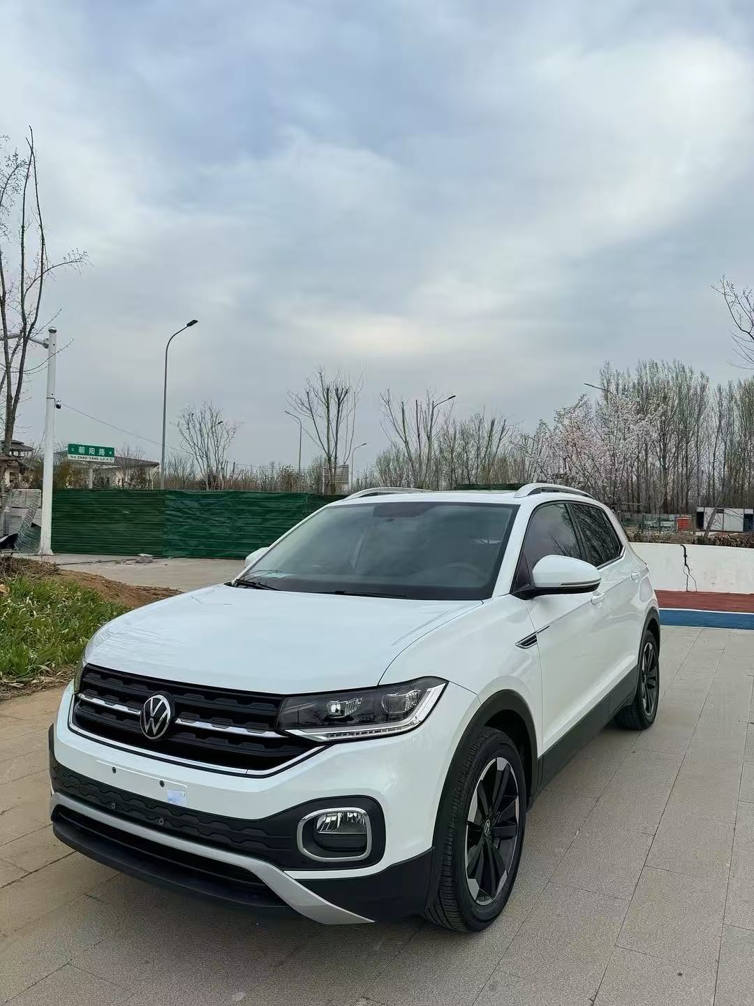 Volkswagen Tacqua 2020 car image 