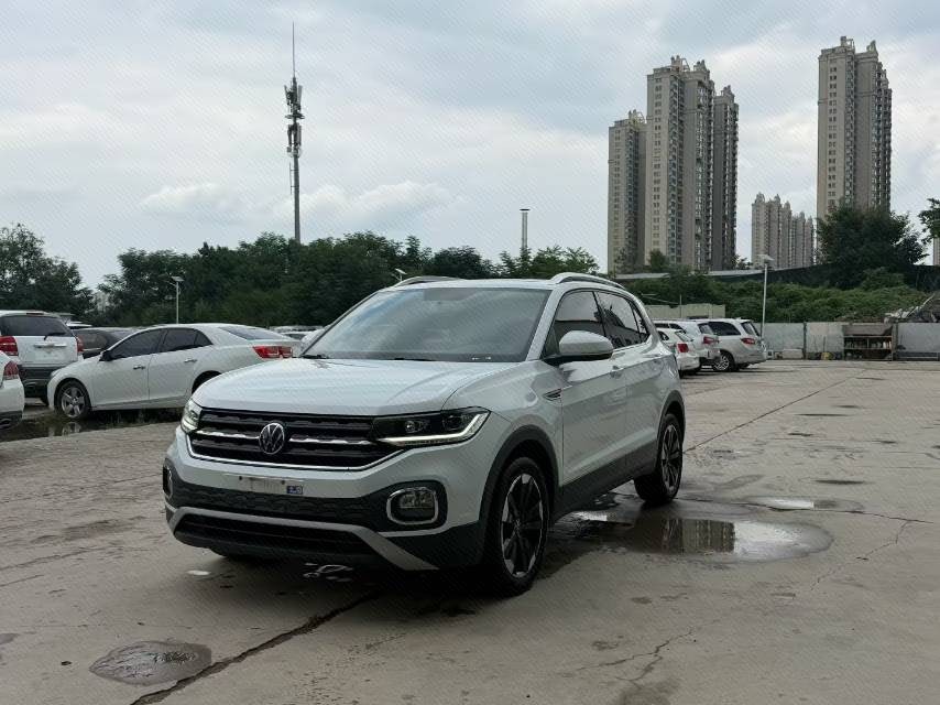 Volkswagen Tacqua 2021 car image 