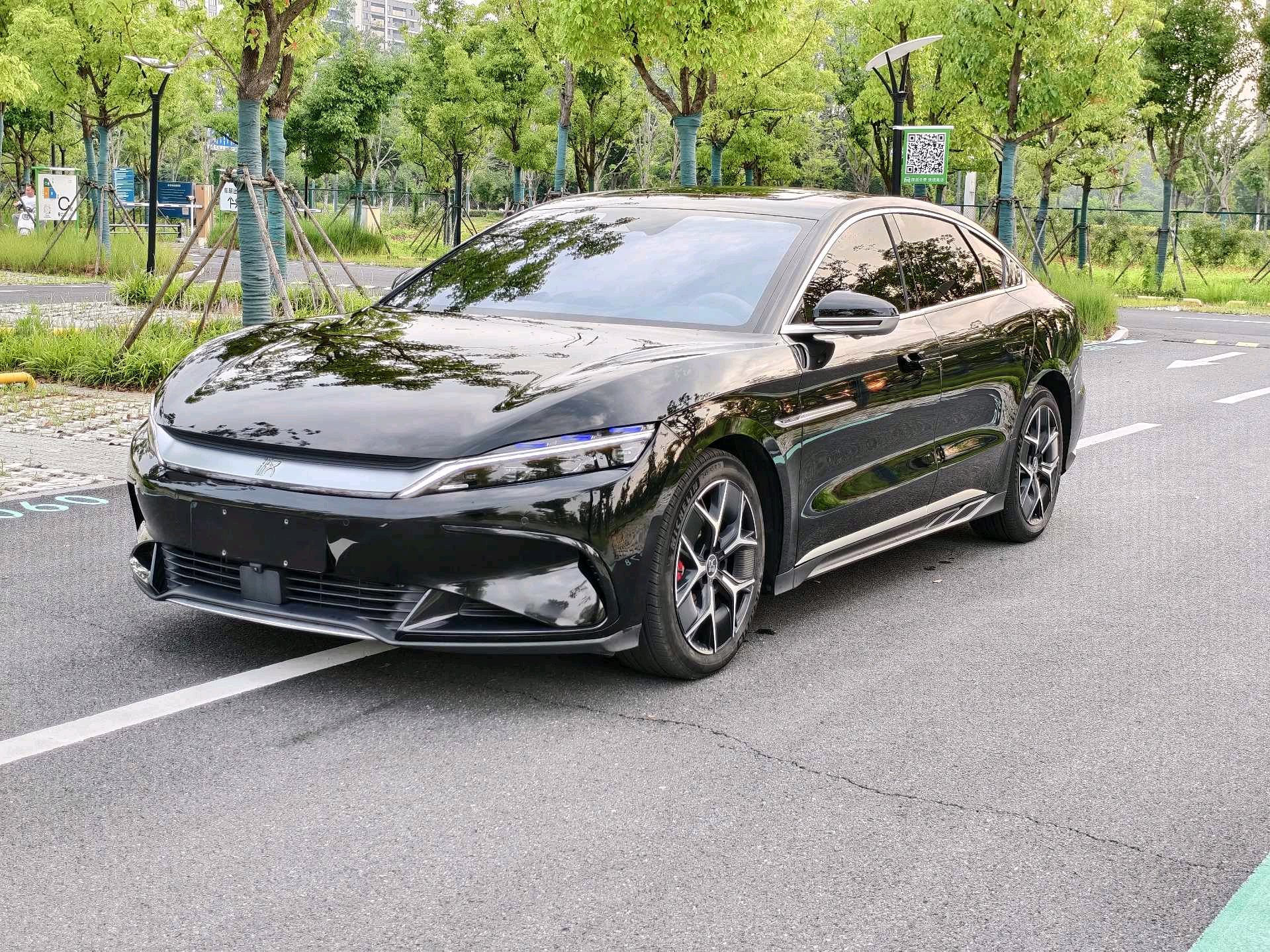 BYD Han 2024 BYD Han 2024 car image