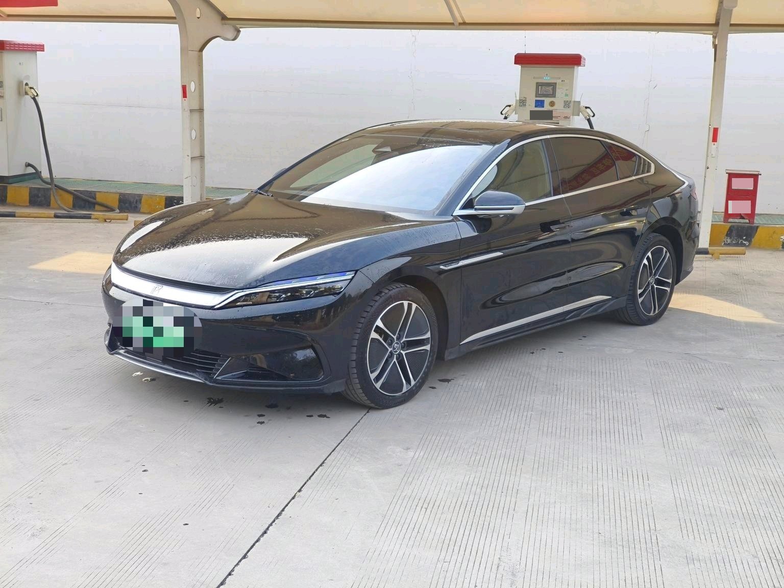BYD Han 2023 BYD Han 2023 car image