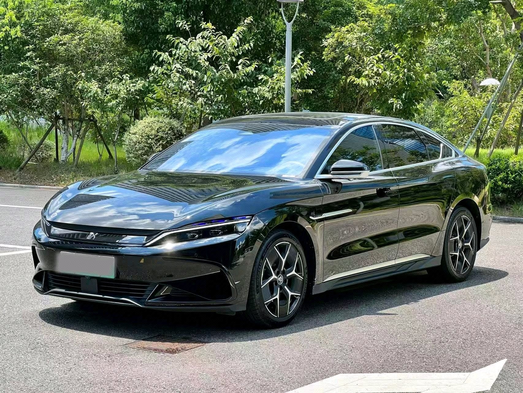 BYD Han 2024 BYD Han 2024 car image