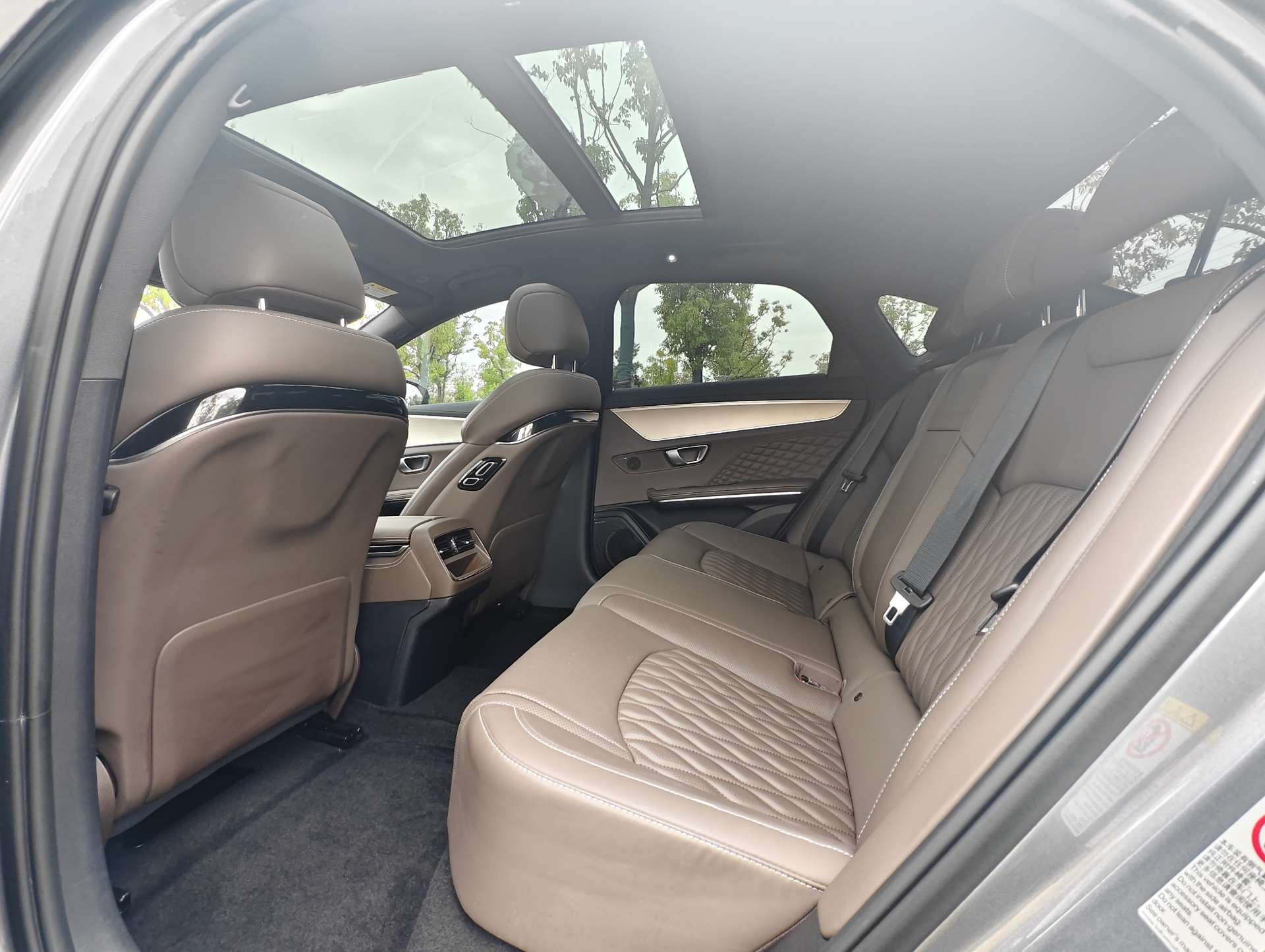 BYD Han 2023 #6 BYD Han 2023 صورة سيارة #6