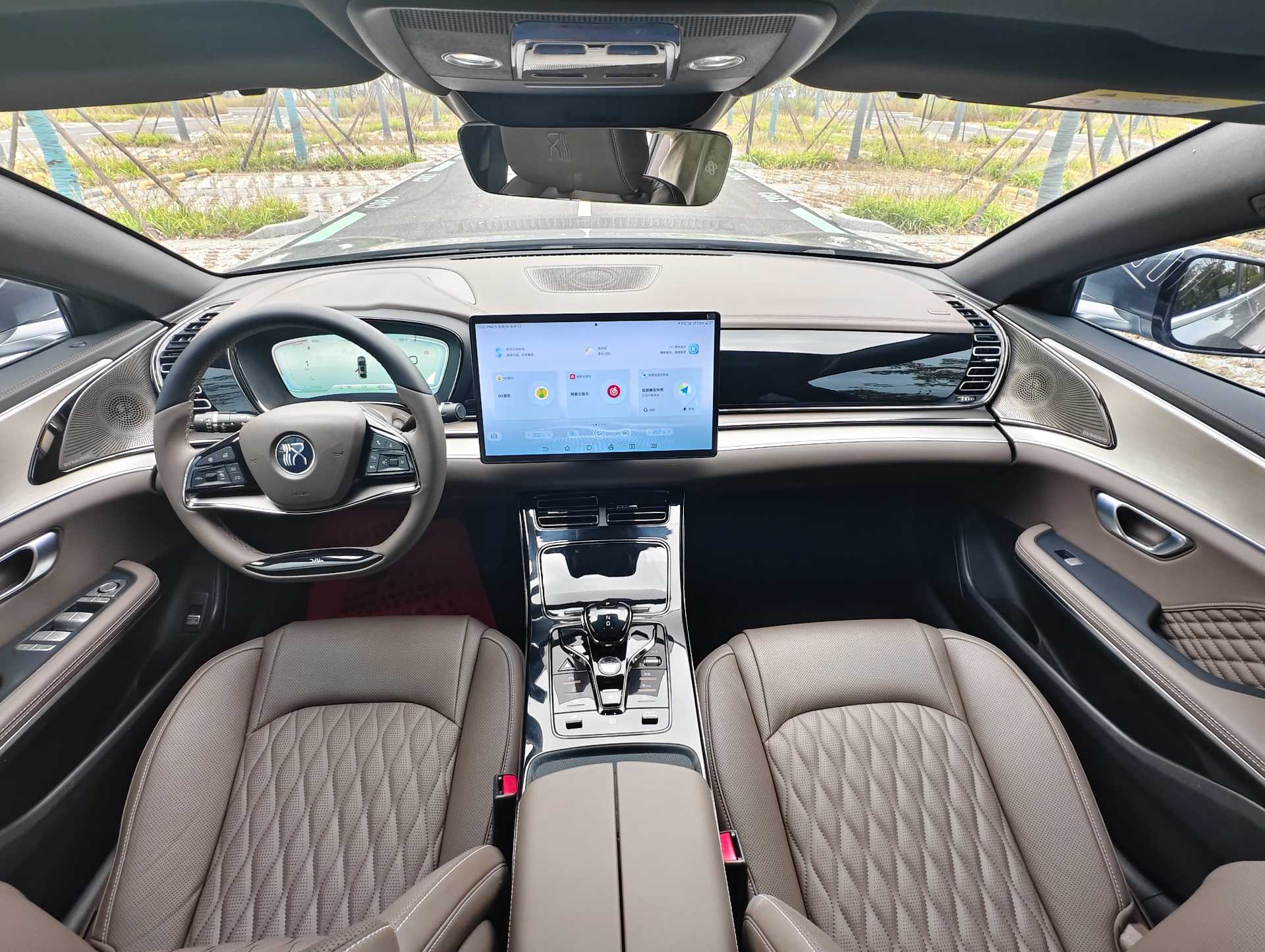 BYD Han 2023 #5 BYD Han 2023 صورة سيارة #5