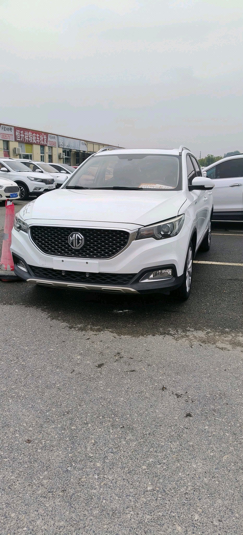 MG ZS 2017 MG ZS 2017 car image