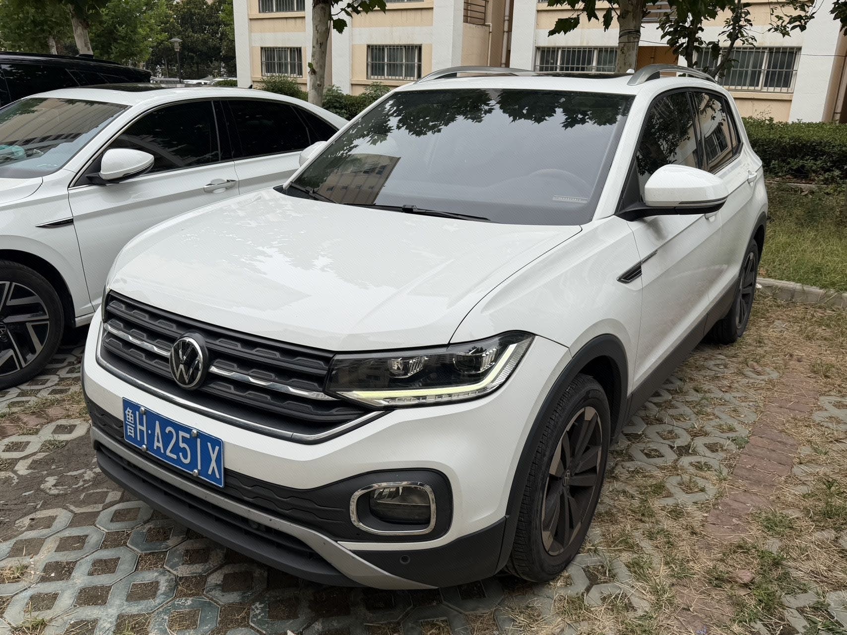 Volkswagen Tacqua 2023 car image 