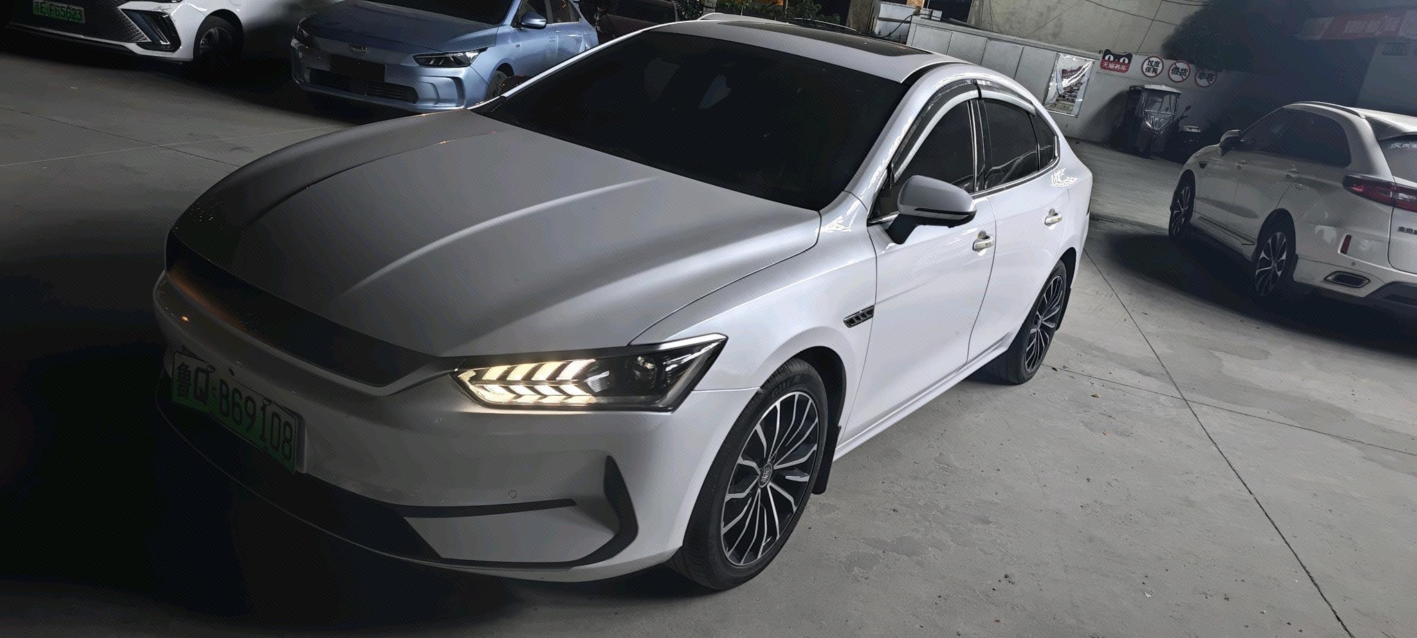 BYD Qin Plus 2022 BYD Qin Plus 2022 car image