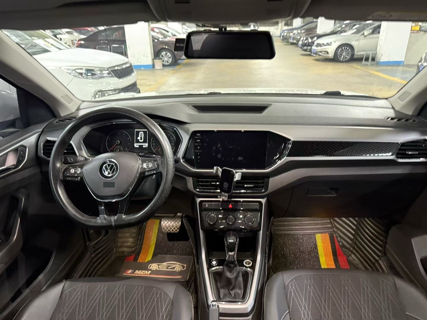 Volkswagen T-Cross 2021 #3 Volkswagen T-Cross 2021 car image #3