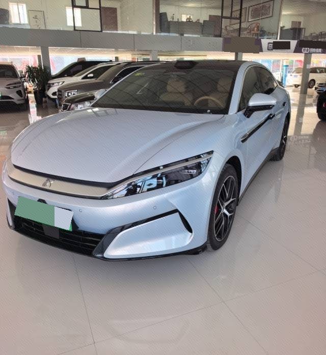 BYD HanL 2025 BYD HanL 2025 car image