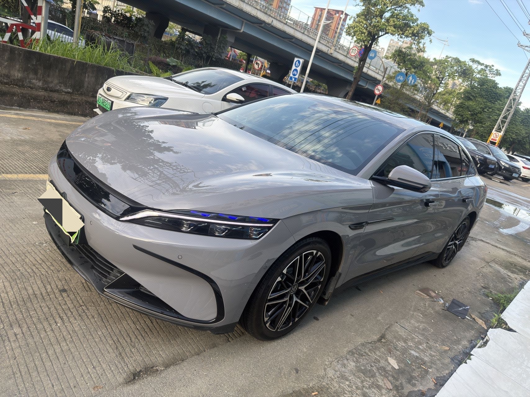 BYD Han 2025 car image 