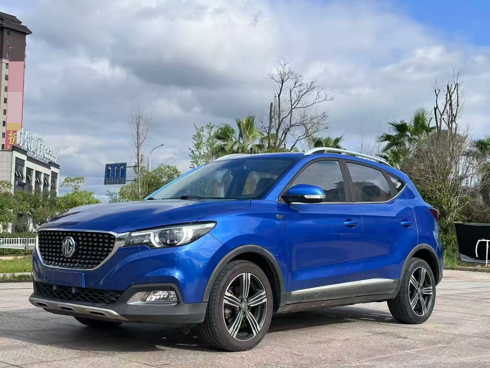 MG ZS 2018 MG ZS 2018 car image