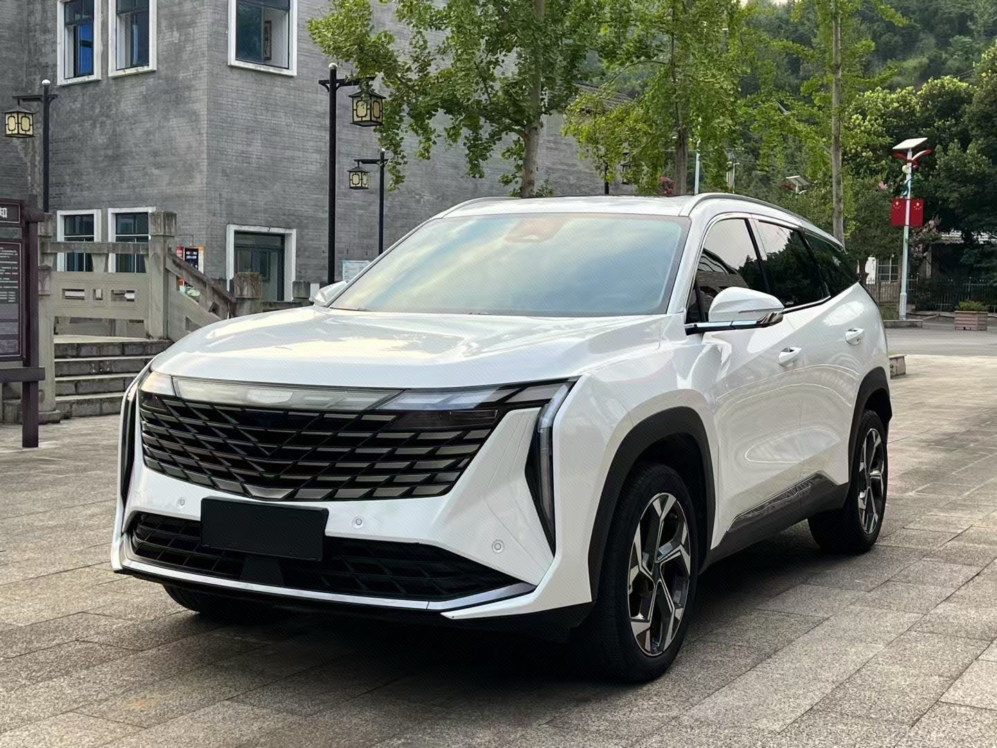 GEELY Boyue L 2024 GEELY Boyue L 2024 car image