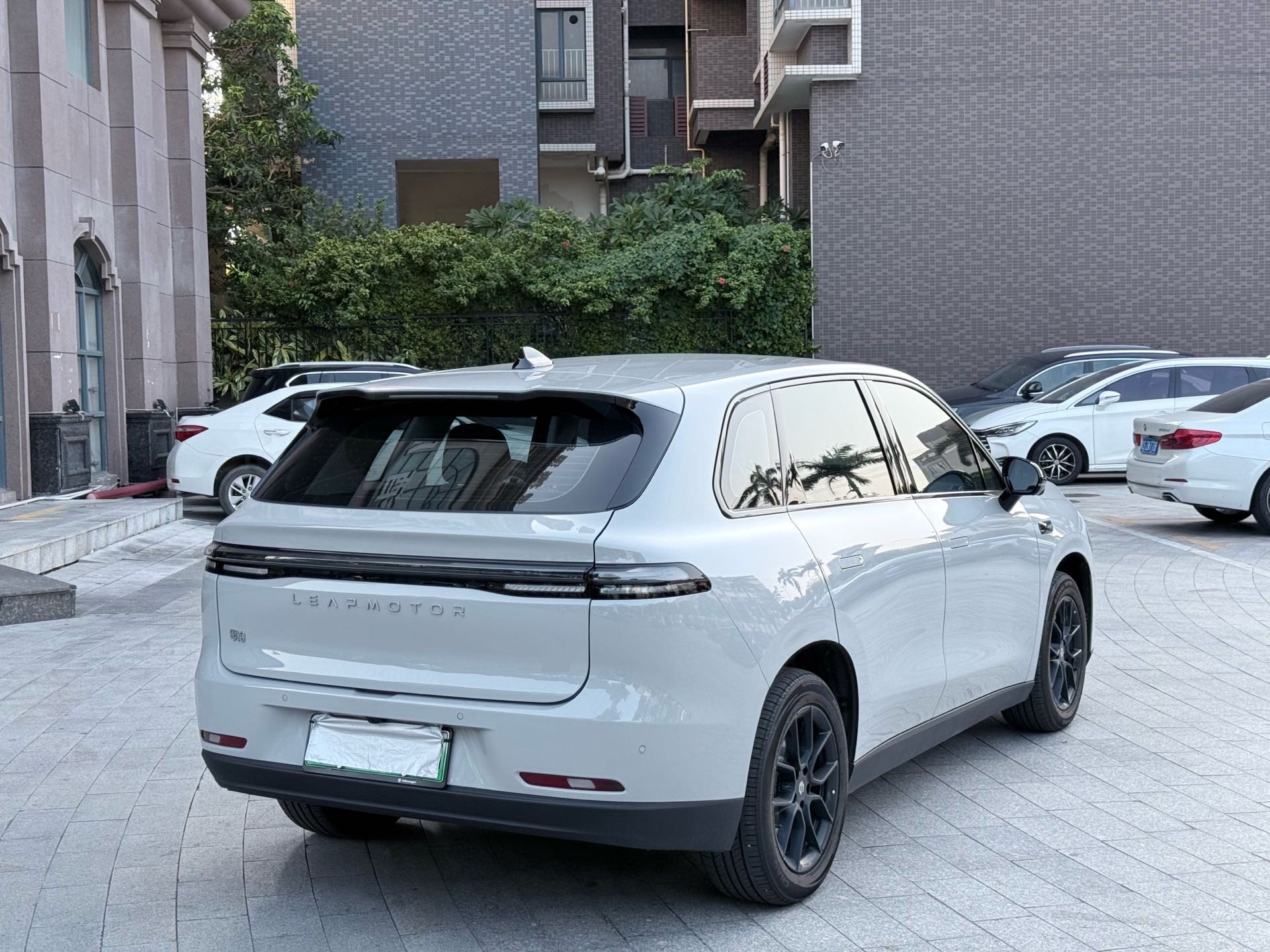 Leapmotor C10 2025 #8 Leapmotor C10 2025 car image #8