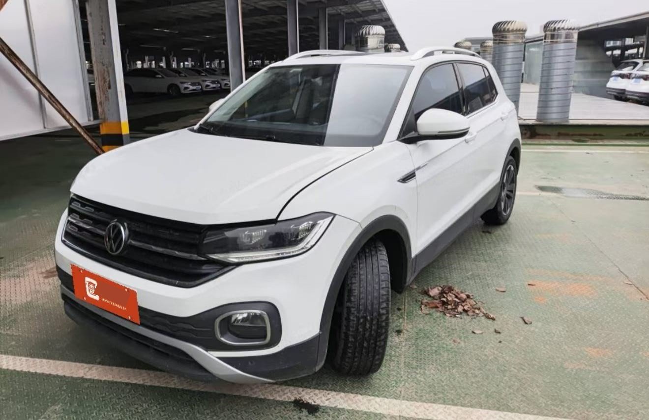 2023 2023 immagine di auto