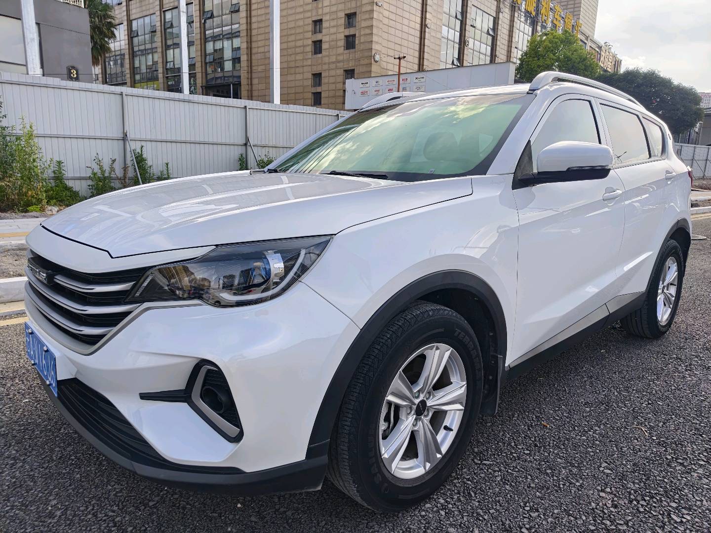 Jetour X70M 2022 car image 