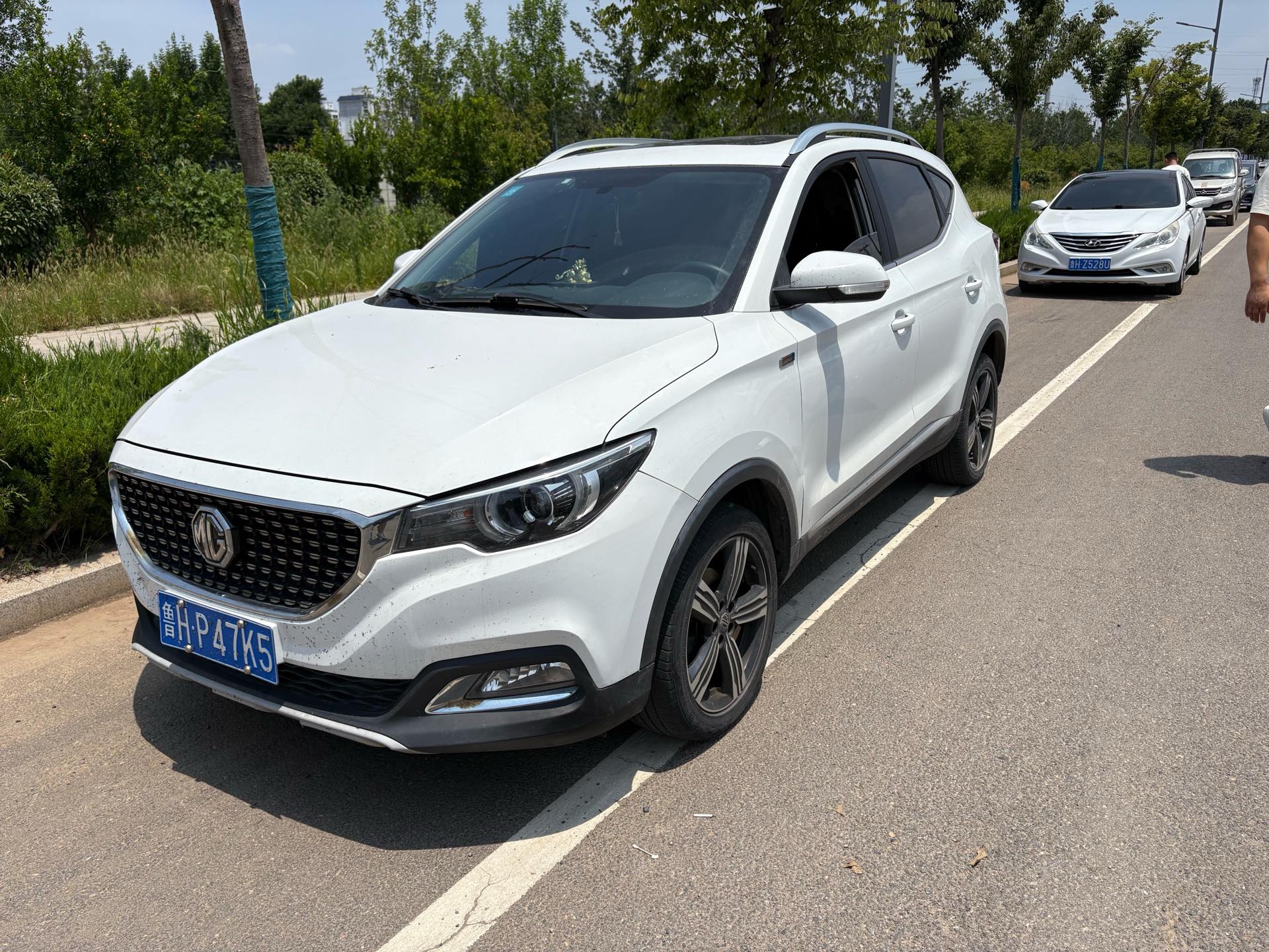 MG ZS 2019 MG ZS 2019 car image