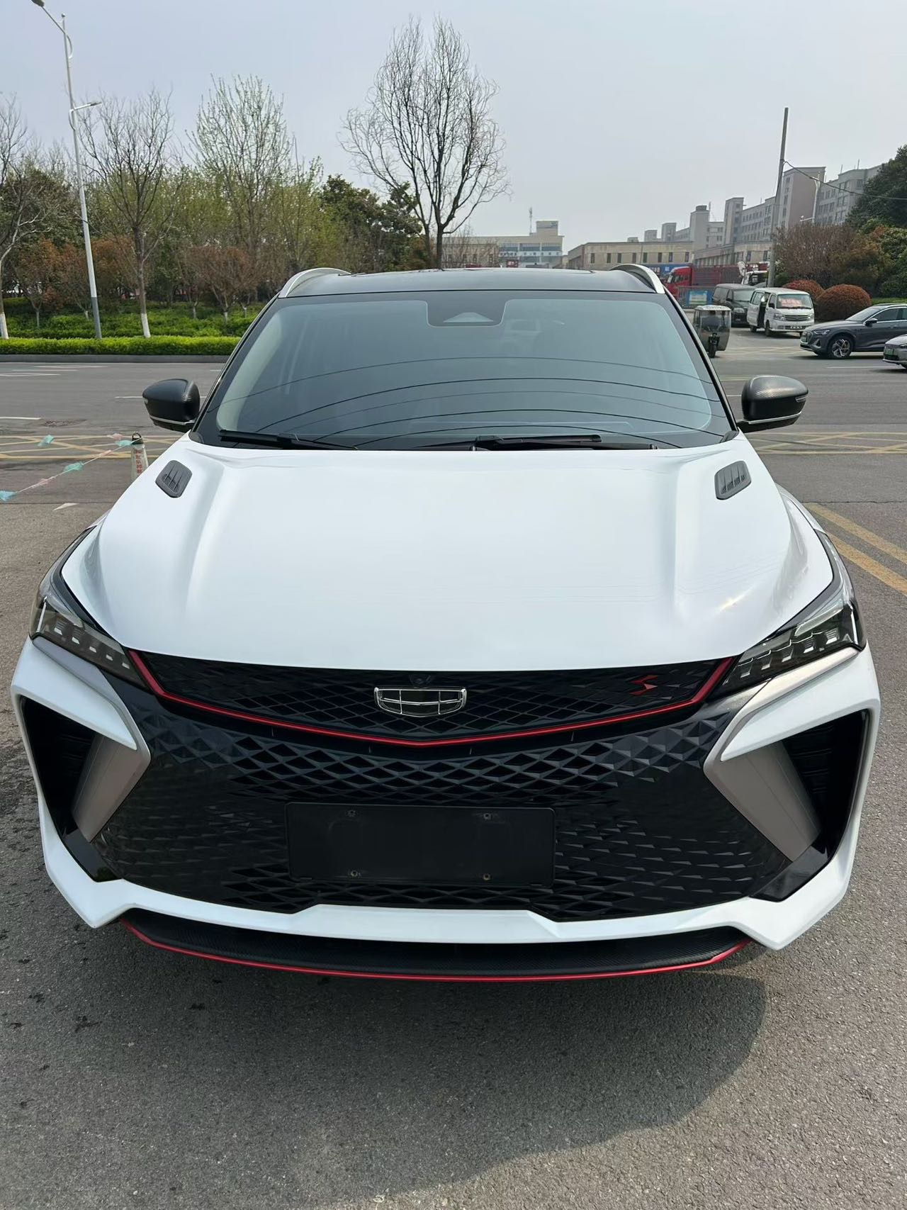 GEELY Coolray 2023 car image #2