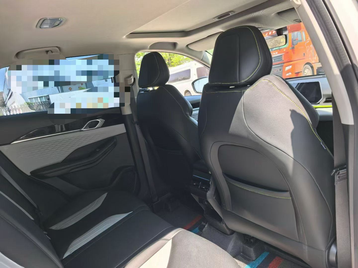 GEELY Coolray 2023 car image #6