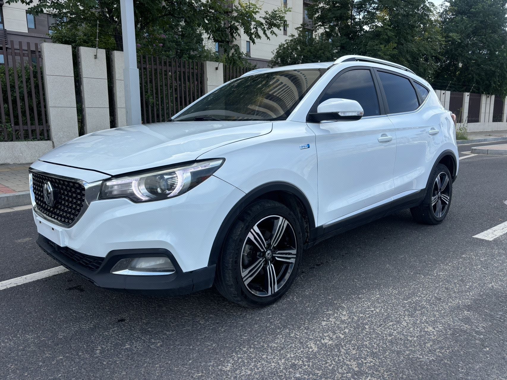 MG ZS 2018 car image 