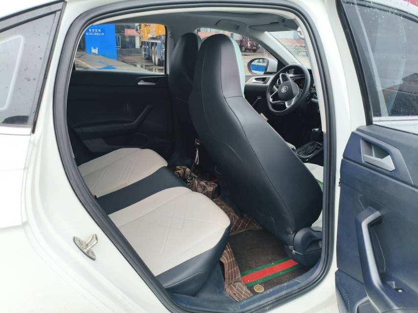 Volkswagen Lavida 2023 صورة سيارة #4