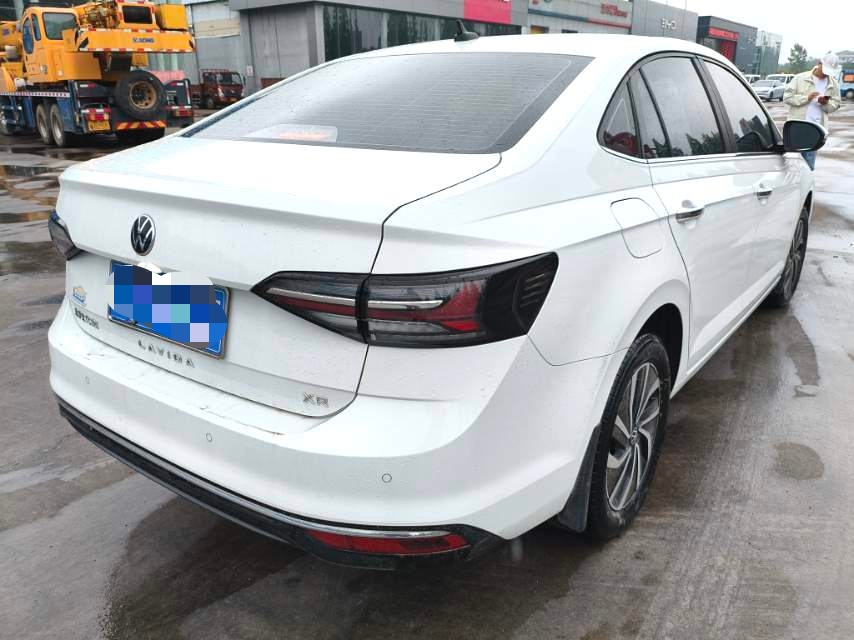 Volkswagen Lavida 2023 صورة سيارة #5