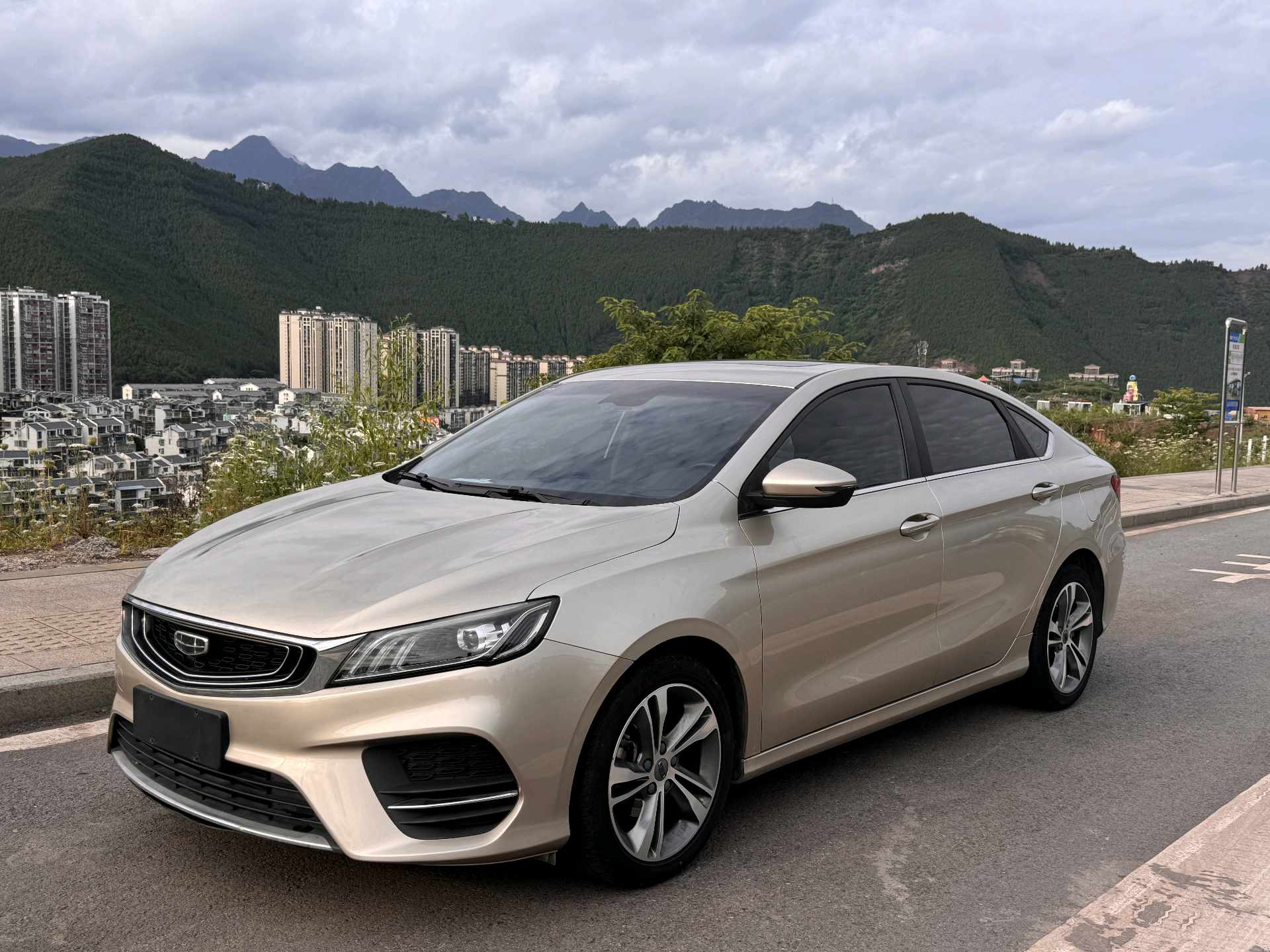 GEELY Binray 2019 GEELY Binray 2019 car image
