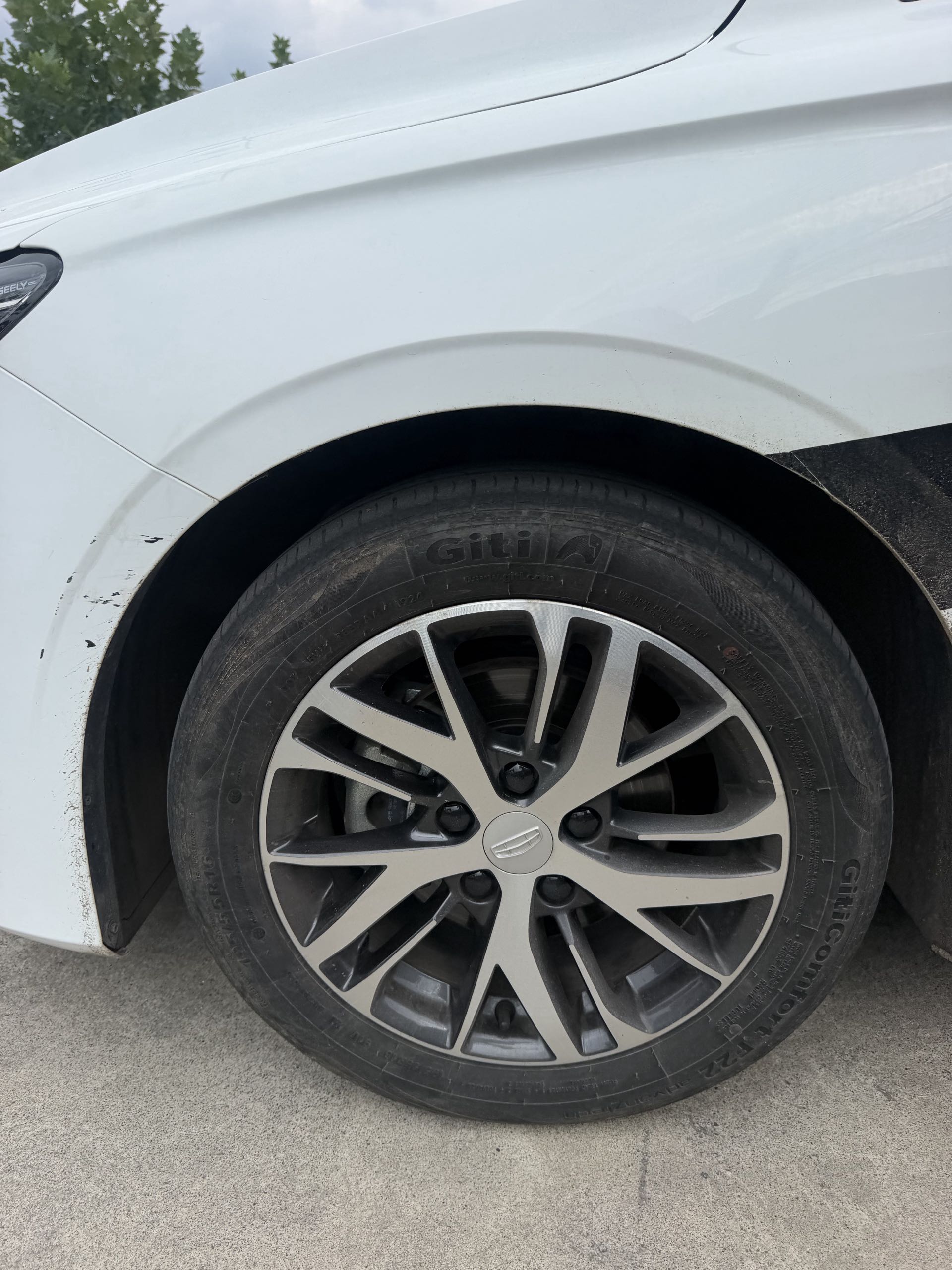 GEELY Emgrand 2024 #5 GEELY Emgrand 2024 صورة سيارة #5