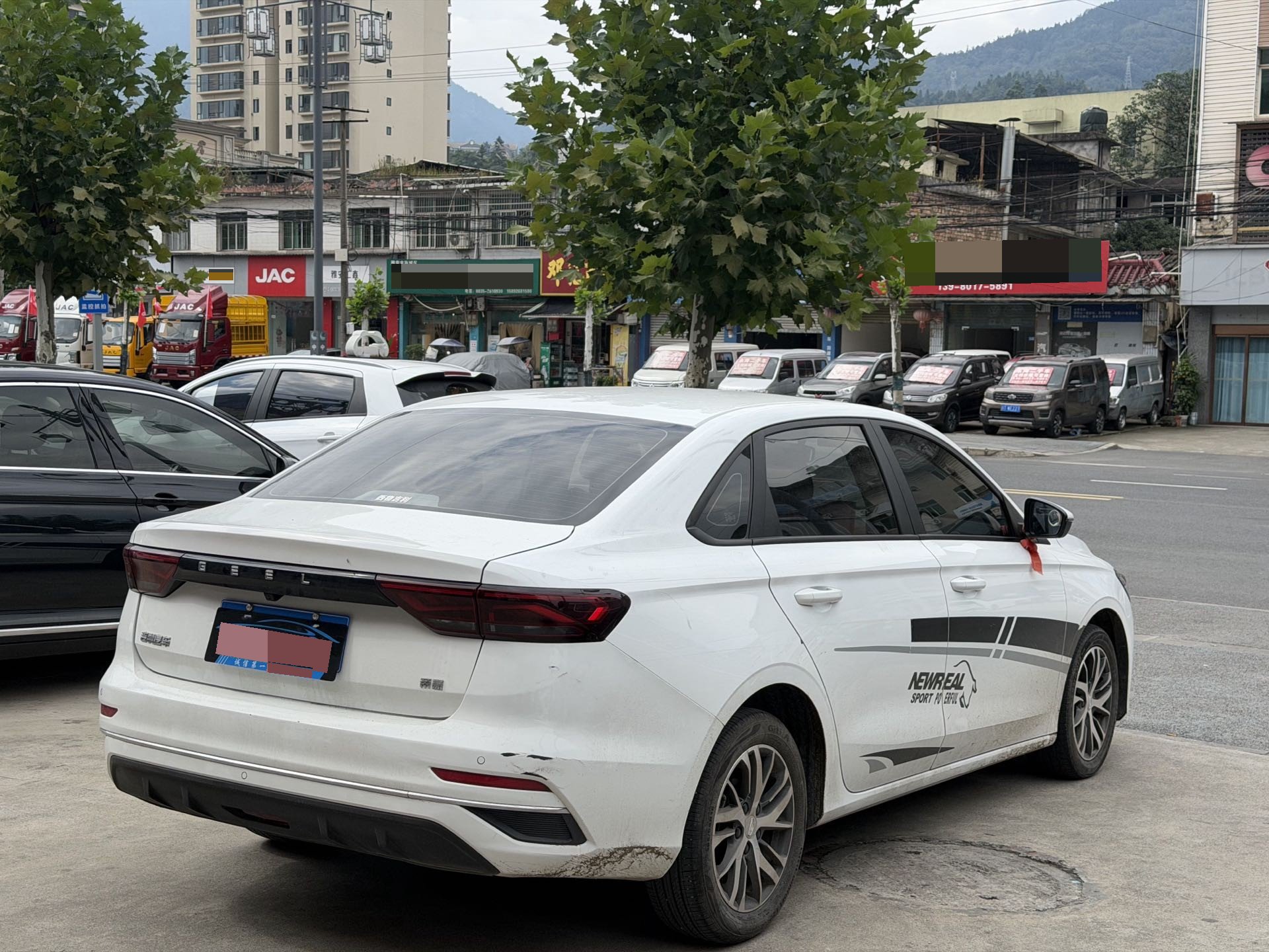 GEELY Emgrand 2024 #8 GEELY Emgrand 2024 صورة سيارة #8