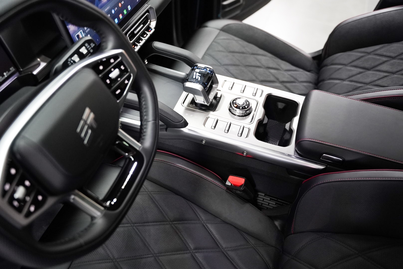 2025 #14 2025 immagine di auto #14