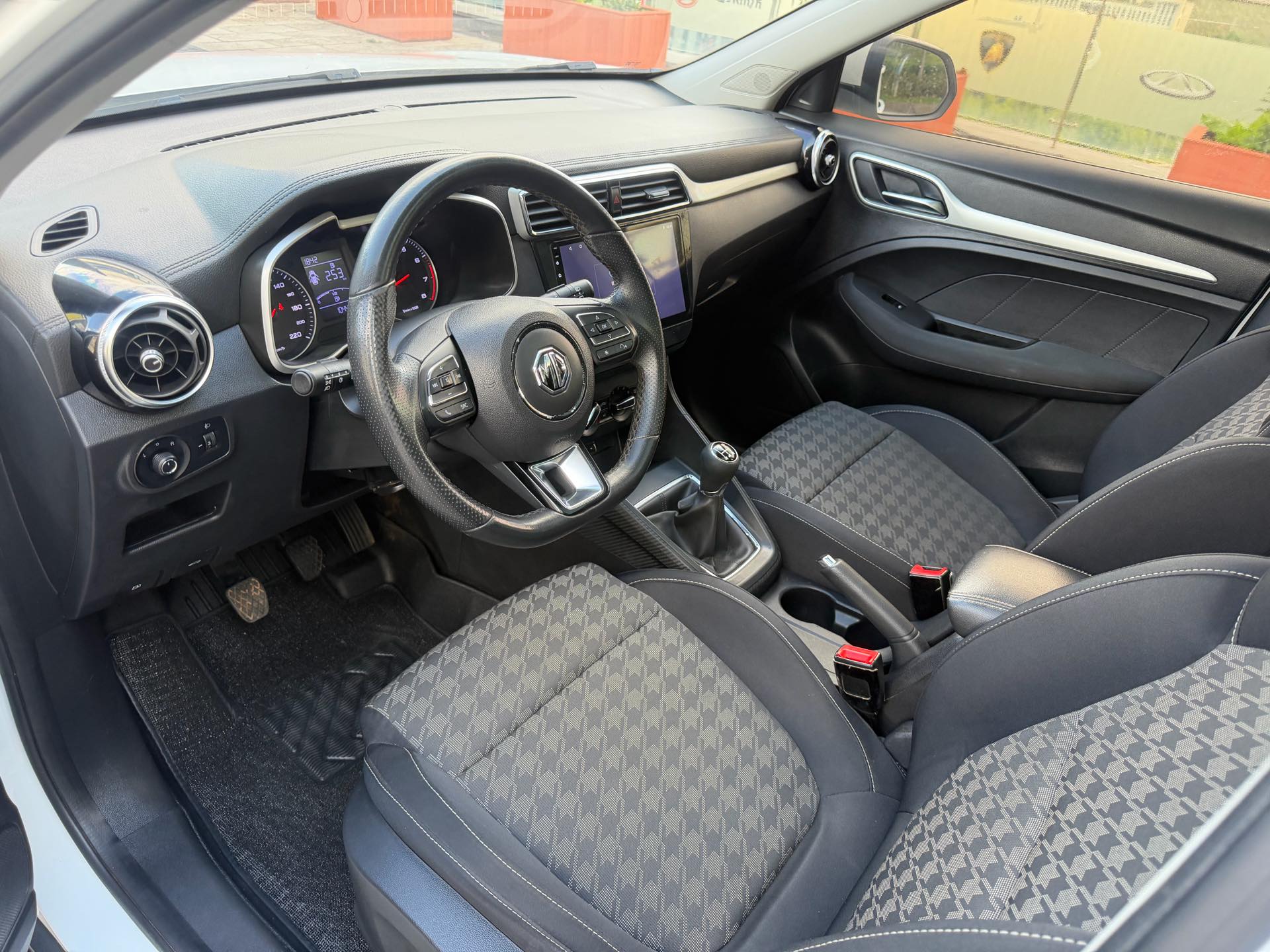 MG ZS 2019 #8 MG ZS 2019 صورة سيارة #8