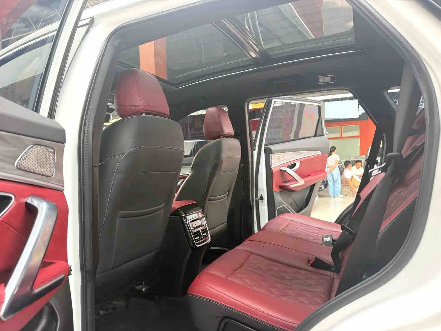 Jetour X70 PLUS 2022 #8 Jetour X70 PLUS 2022 car image #8