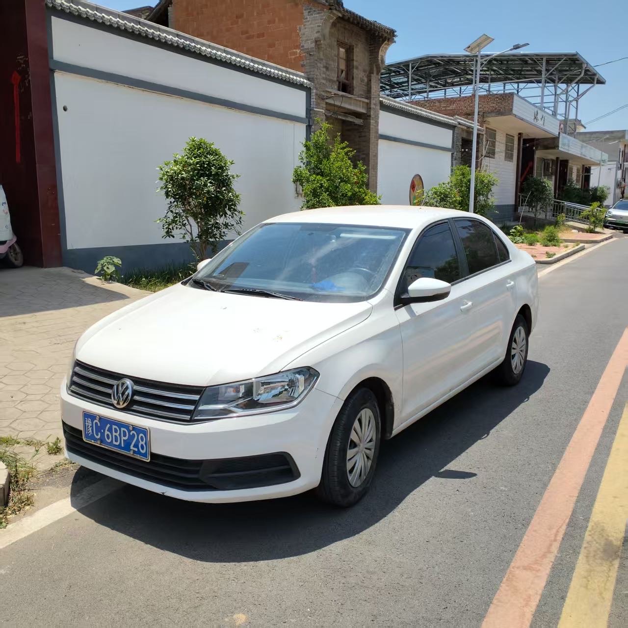 Volkswagen Santana 2023 صورة سيارة 