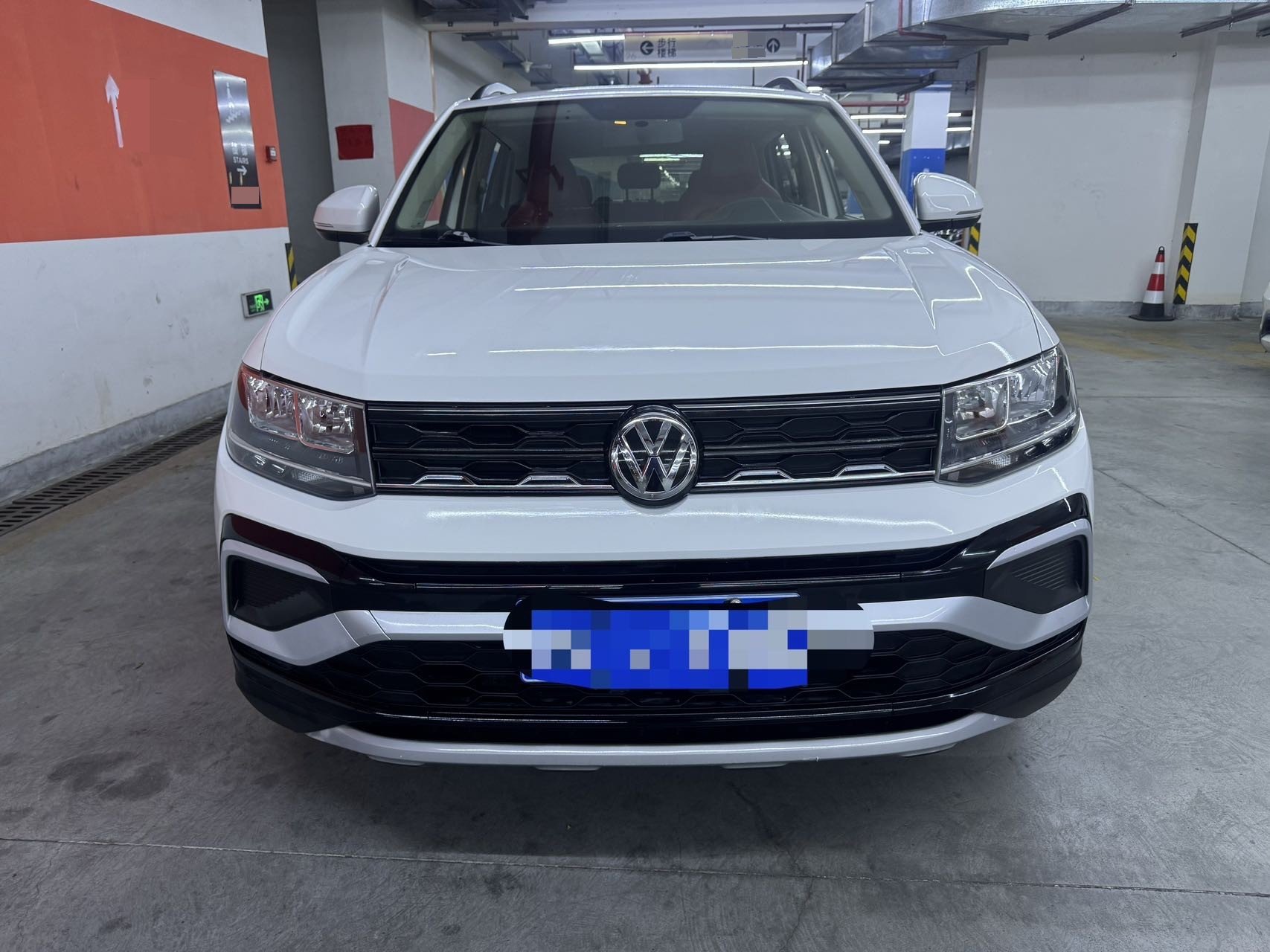 Volkswagen T-Cross 2020 car image #3
