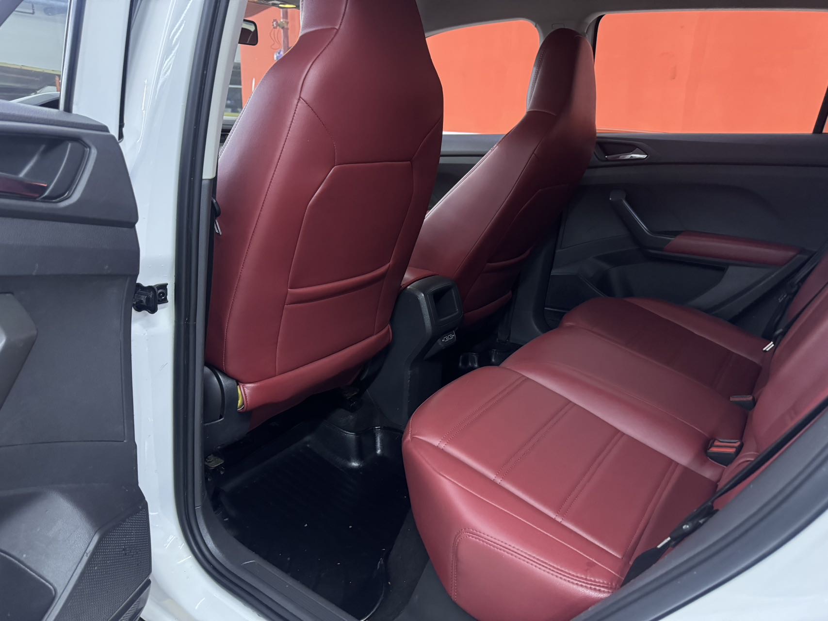 Volkswagen T-Cross 2020 car image #8