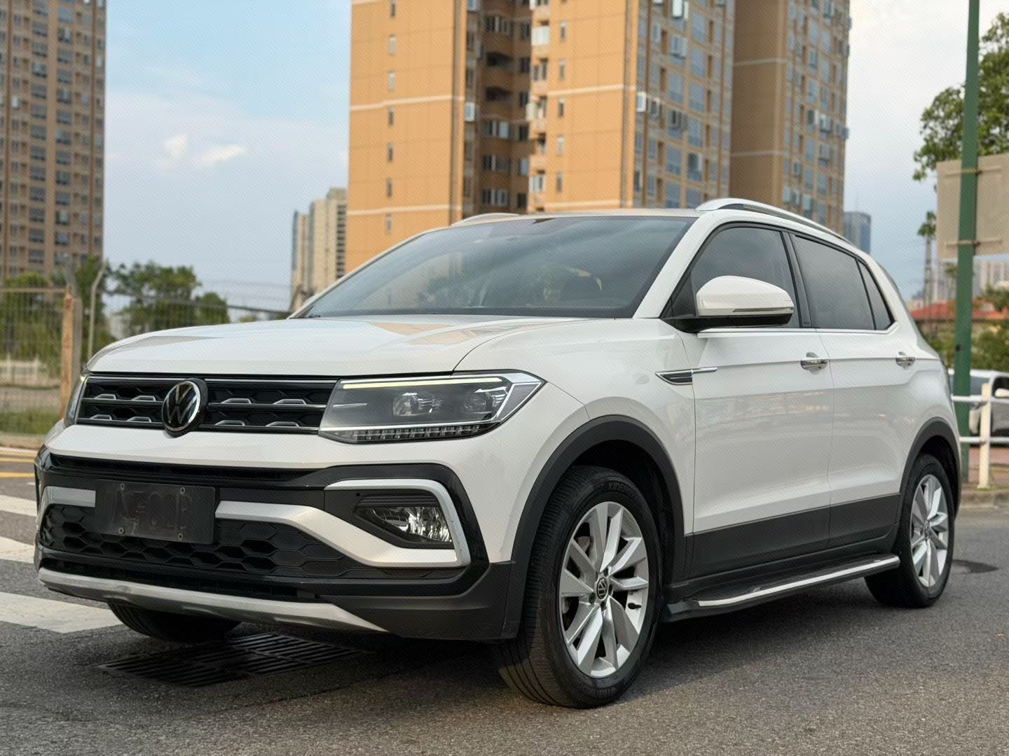 Volkswagen T-Cross 2021 Volkswagen T-Cross 2021 صورة سيارة