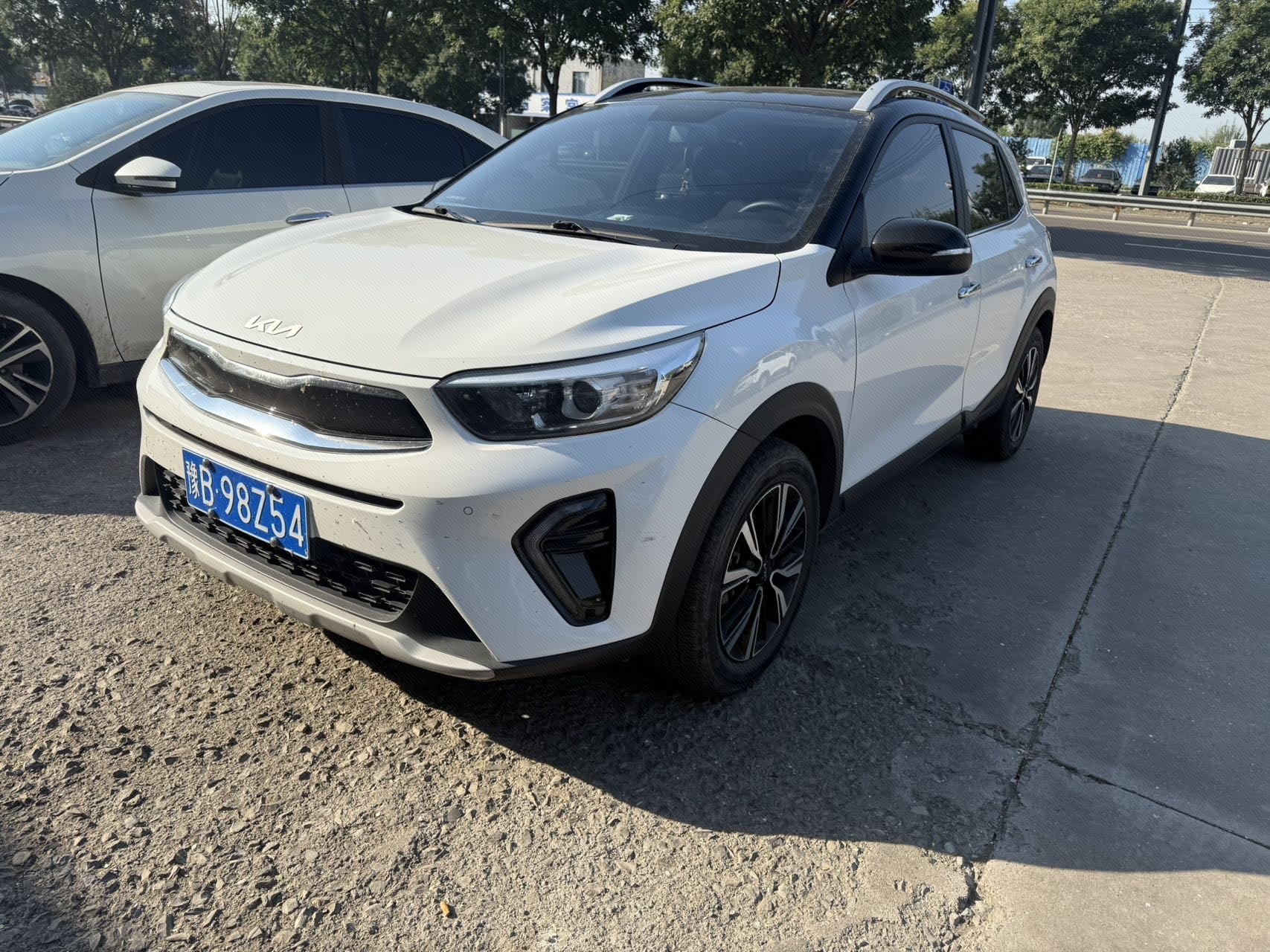 Kia KX1 2023 car image 