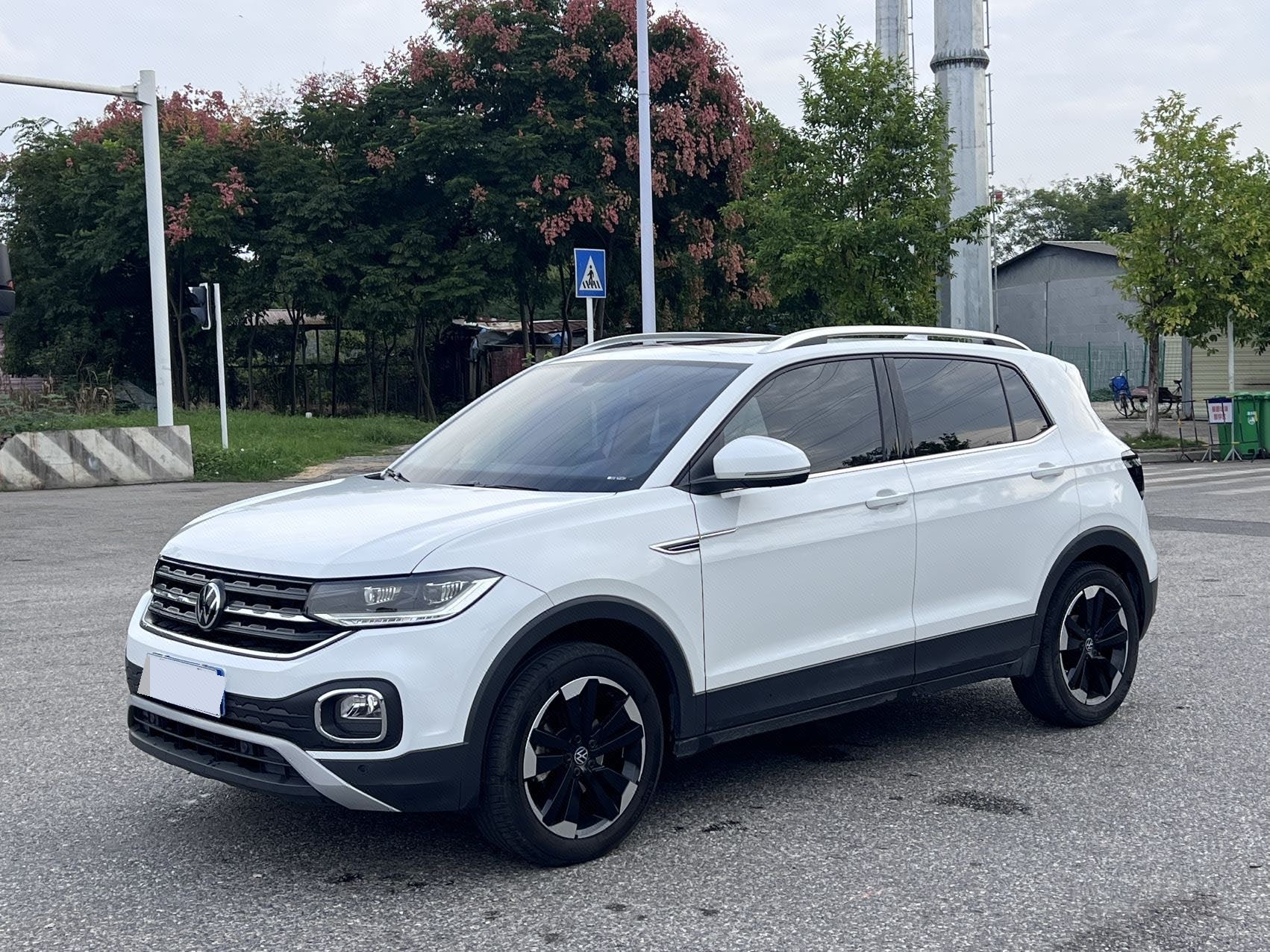 Volkswagen Tacqua 2022 car image 