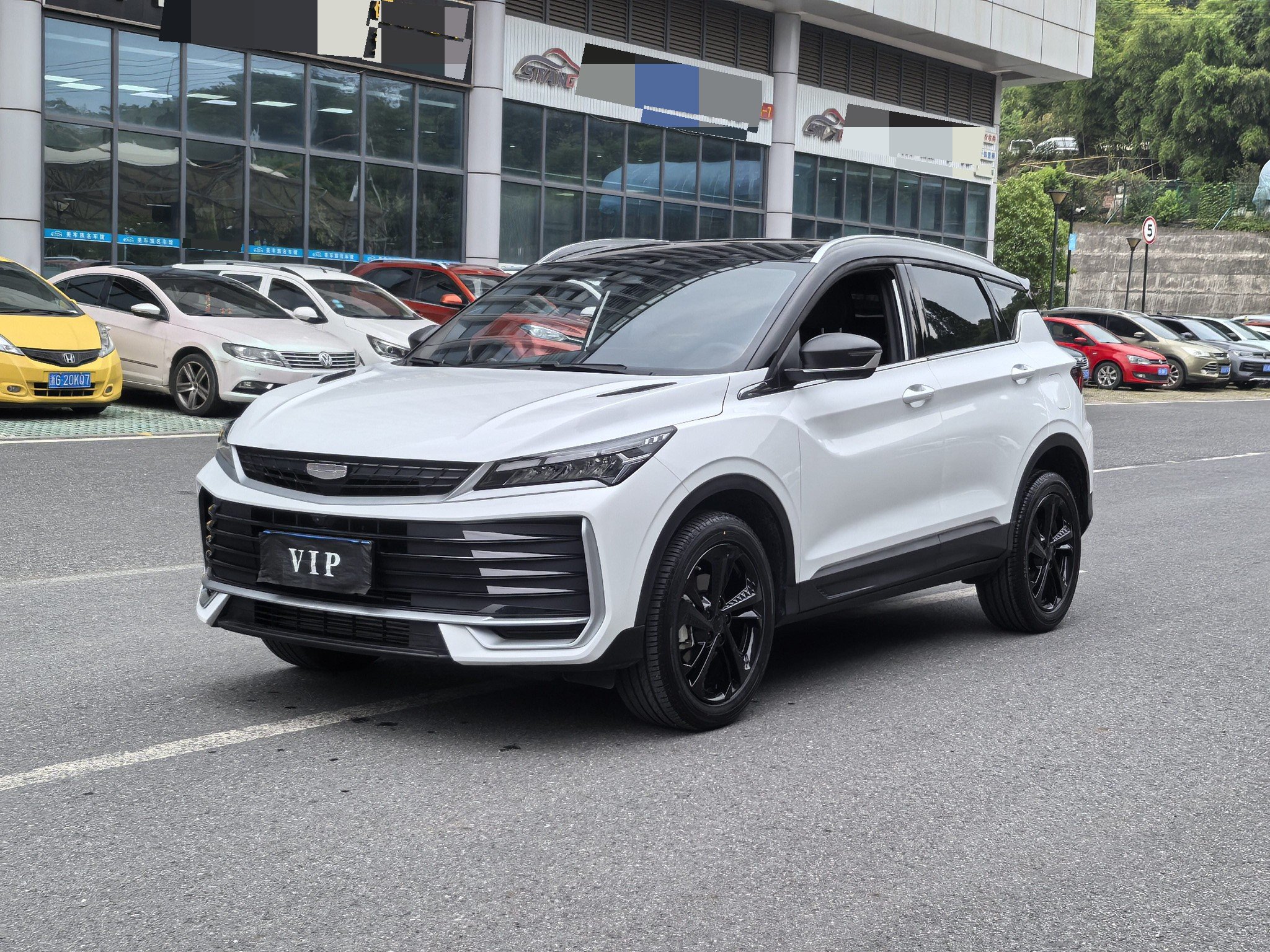 GEELY Coolray 2025 car image 