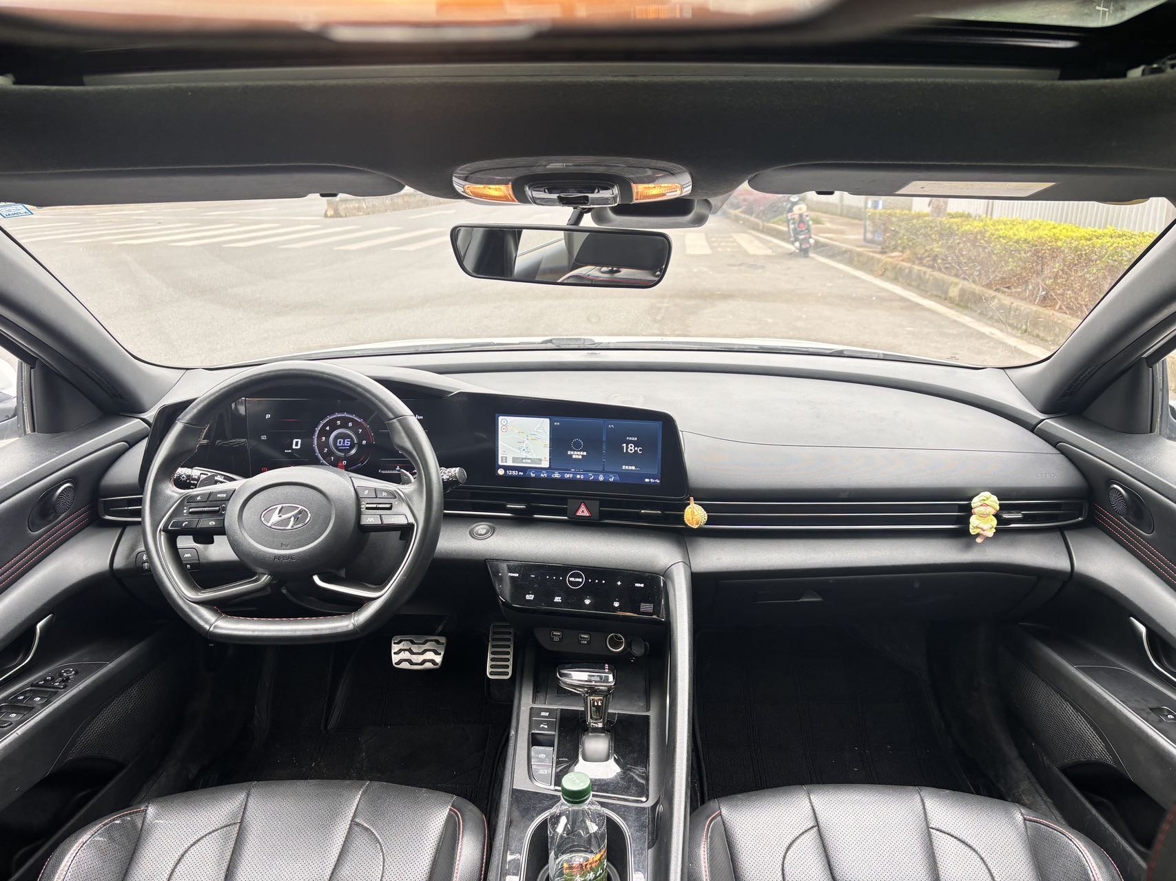 Hyundai Elantra 2023 car image #5