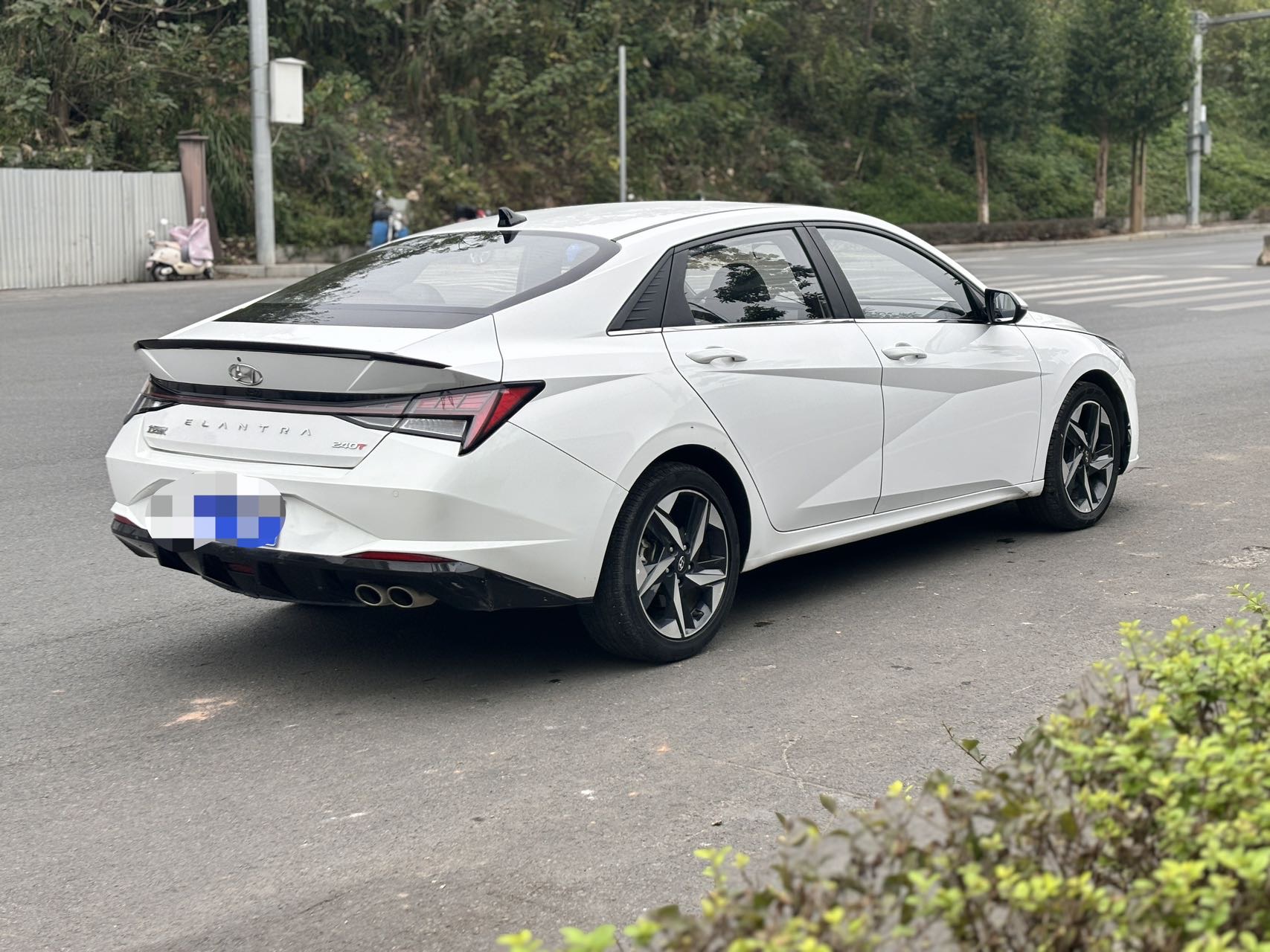 Hyundai Elantra 2023 car image #7