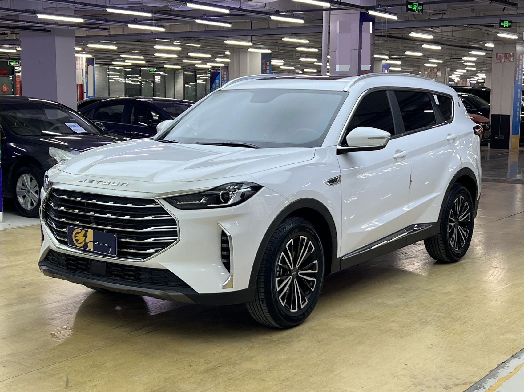 Jetour X70 PLUS 2022 car image 