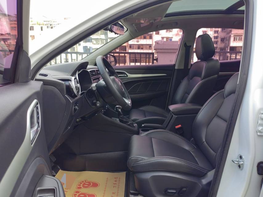 MG ZS 2018 immagine di auto #4