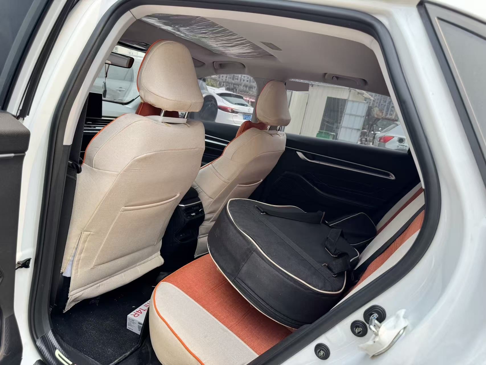 GEELY Emgrand 2024 imagem de carro #5