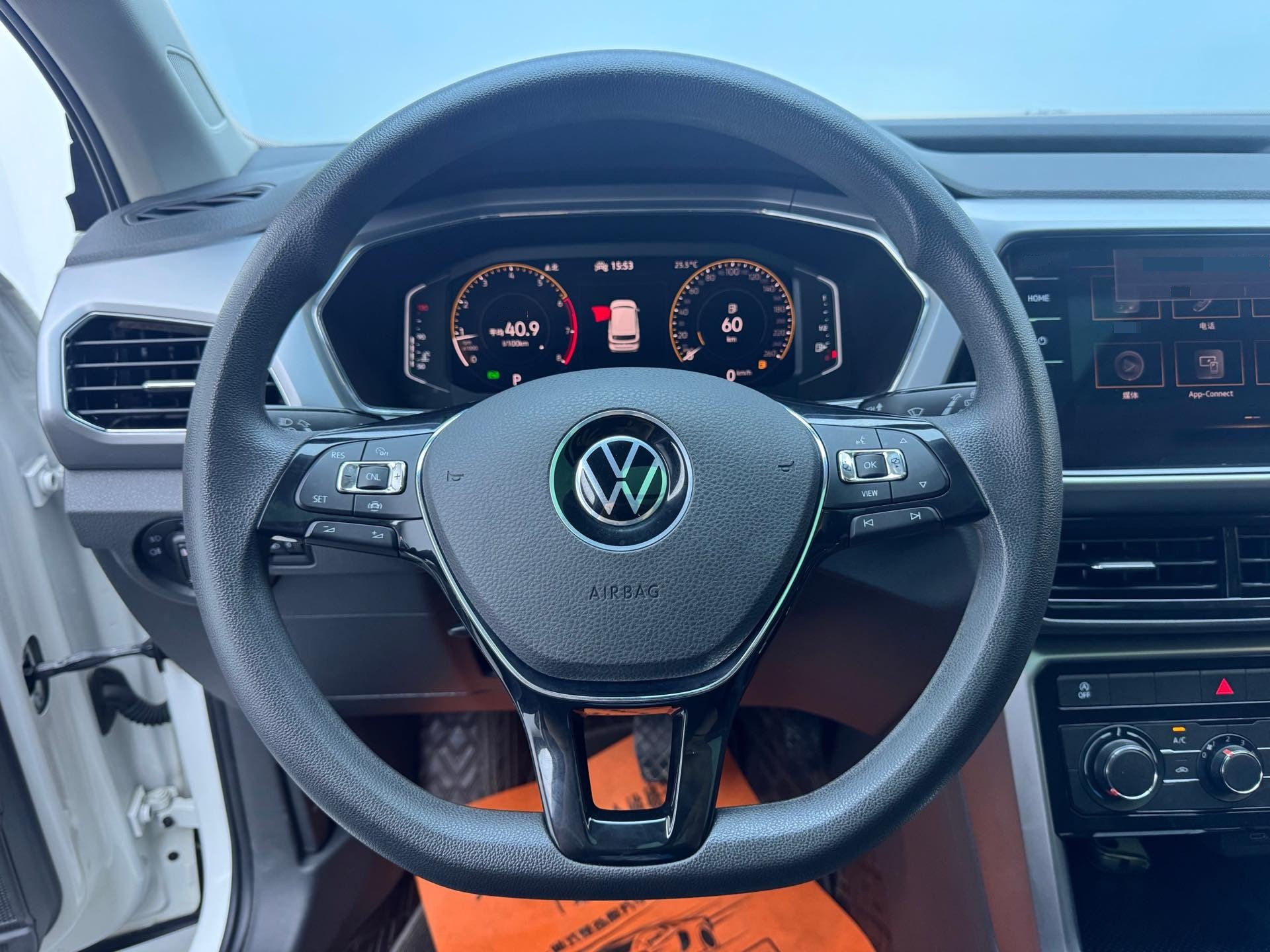 Volkswagen T-Cross 2022 #6 Volkswagen T-Cross 2022 صورة سيارة #6