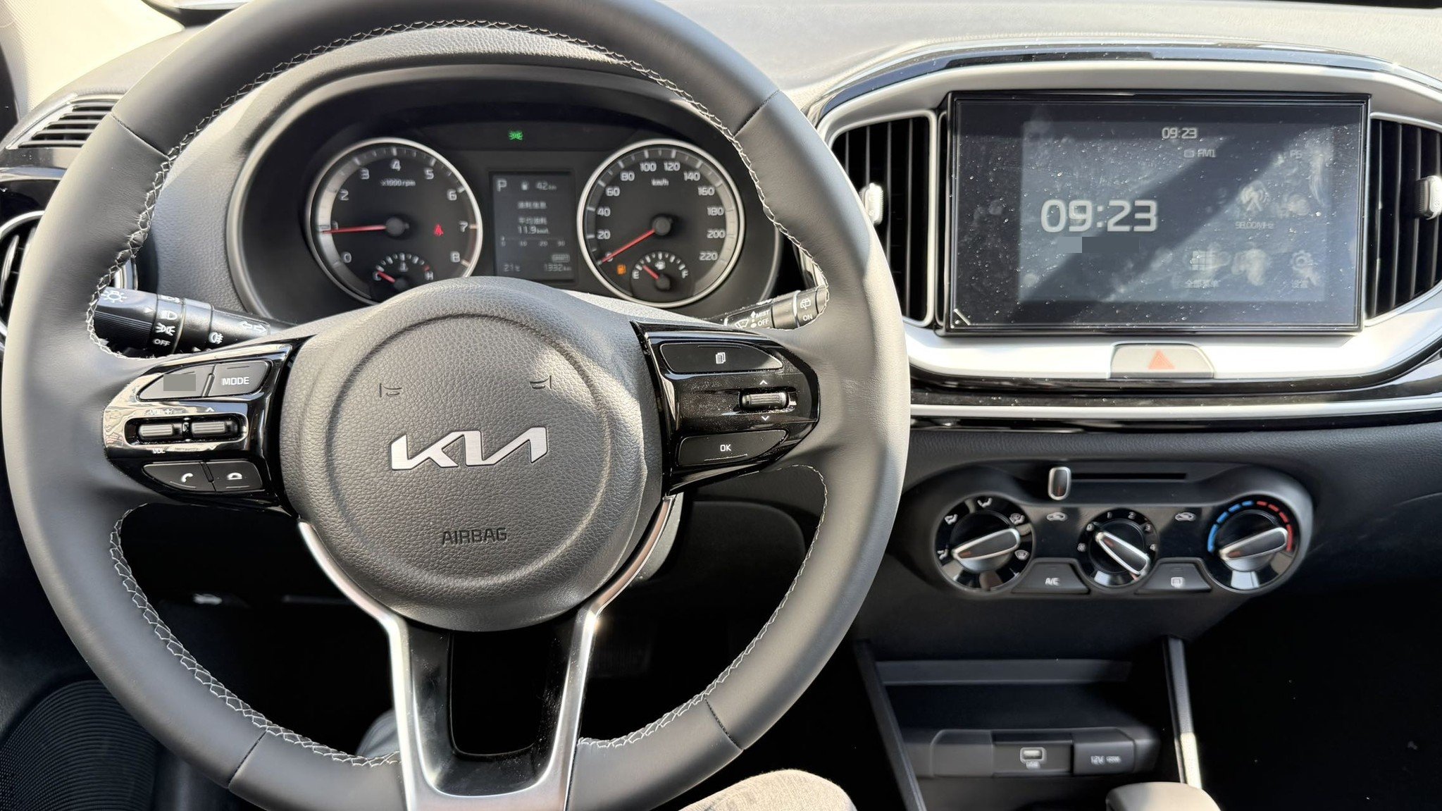 Kia KX1 2026 #3 Kia KX1 2026 immagine di auto #3
